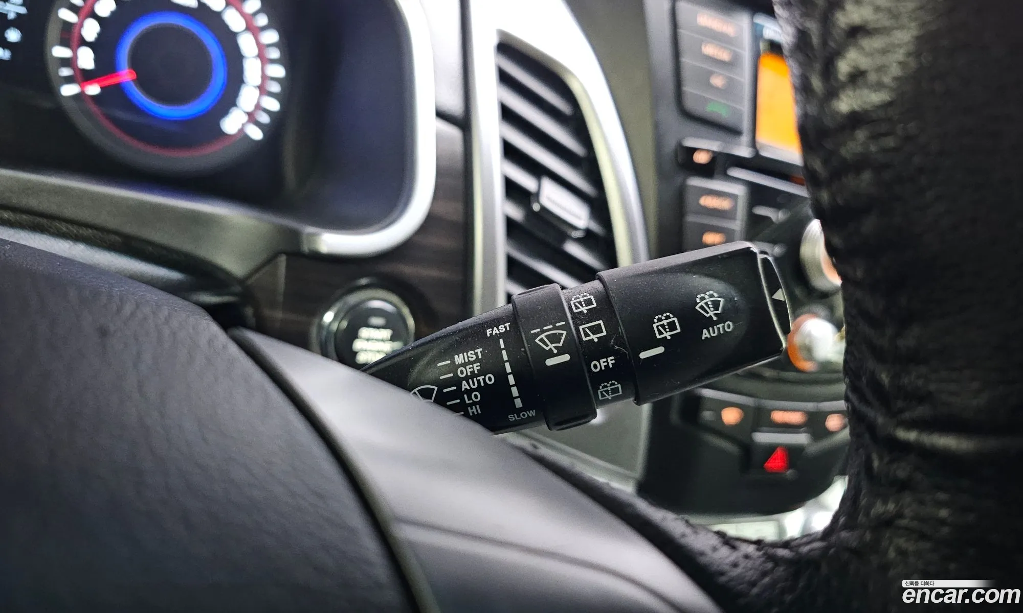 KG Mobility (SsangYong) Korando C 2015 — 14