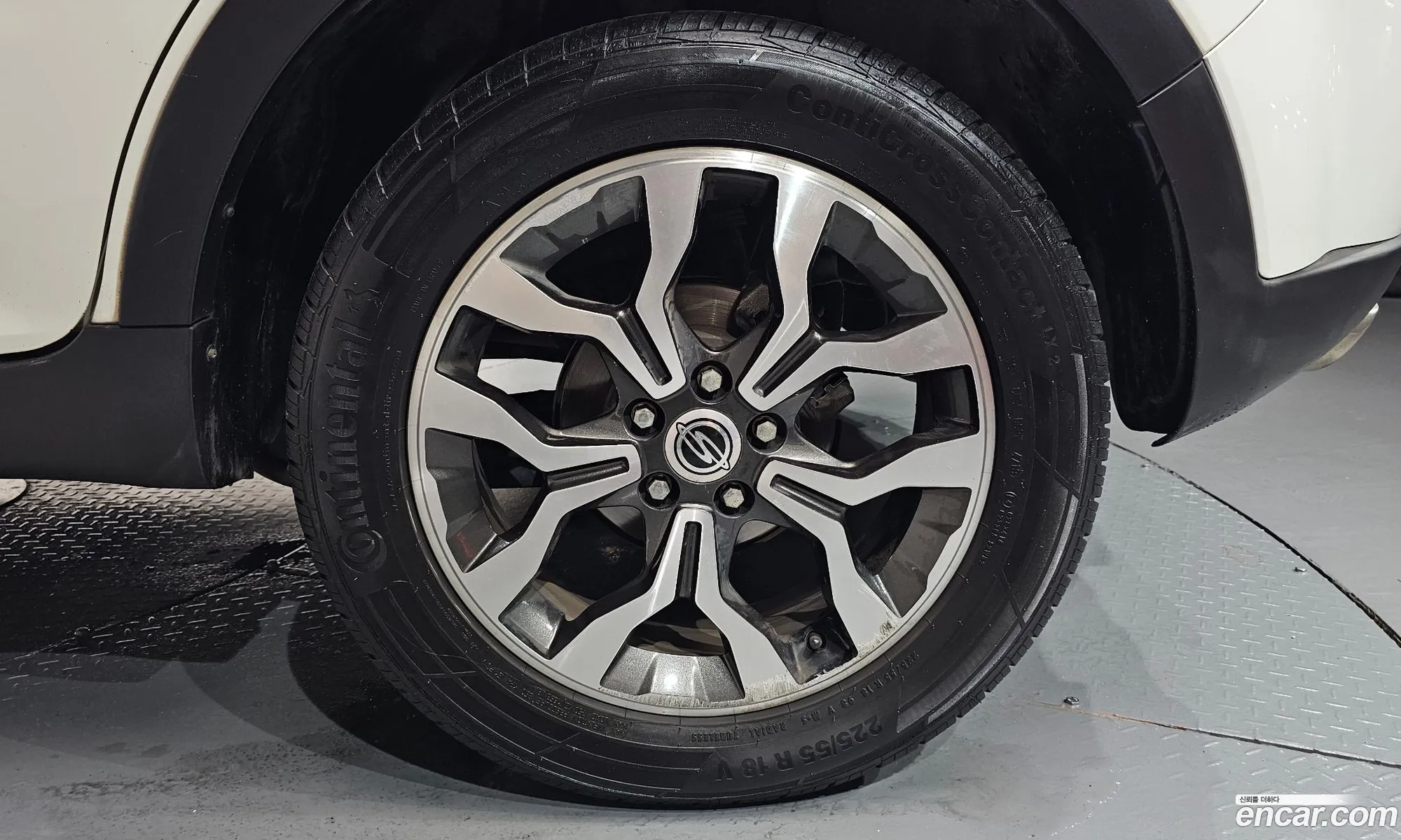 KG Mobility (SsangYong) Korando C 2015 — 26