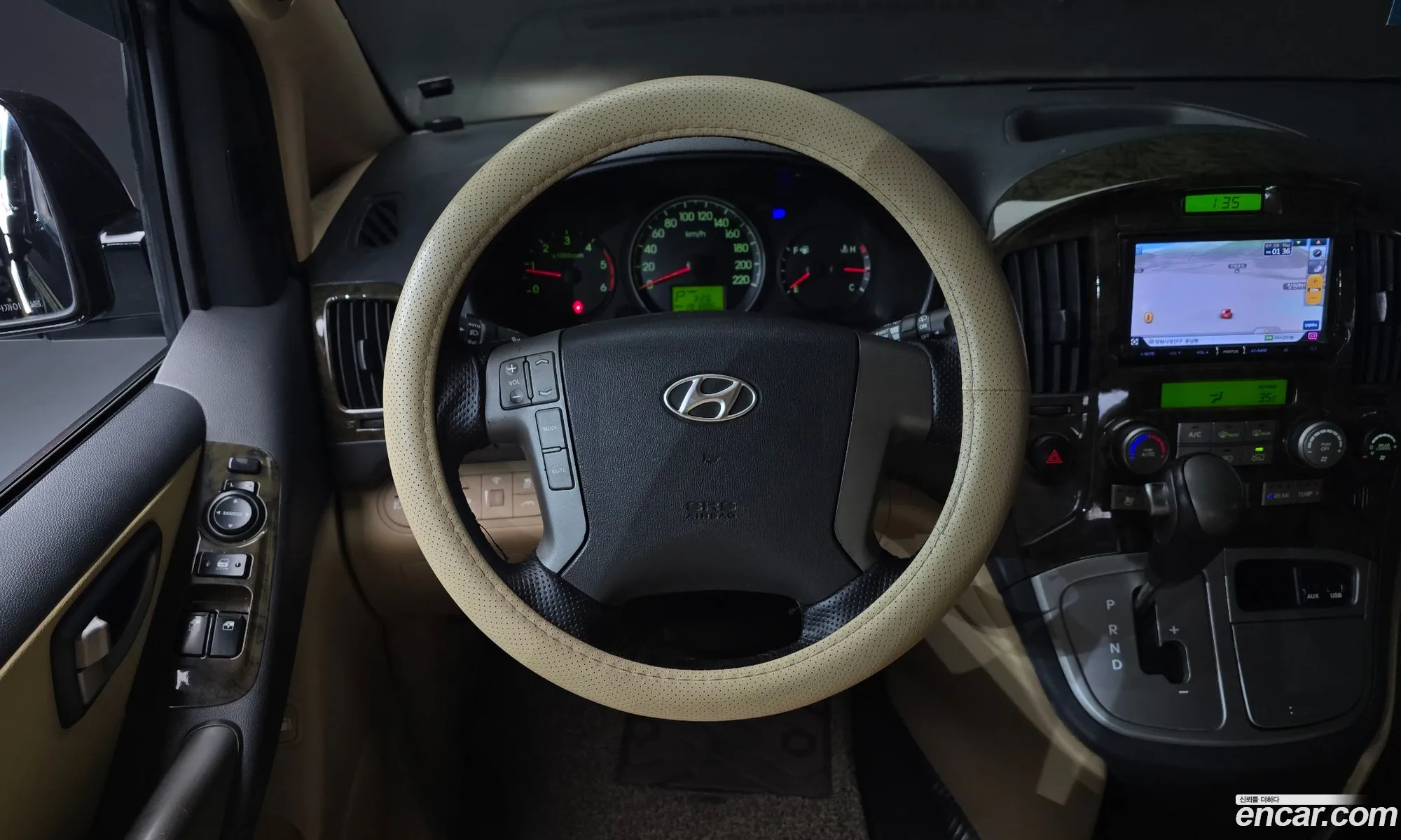 Hyundai Grand Starex 2012 — 4
