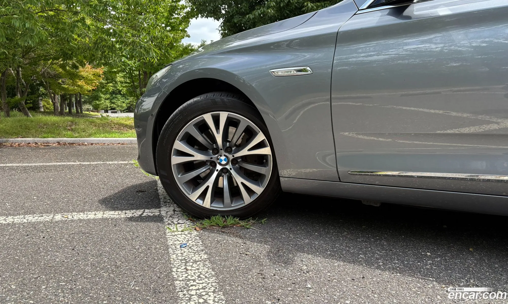 BMW 5 Series GT 2012 — 10