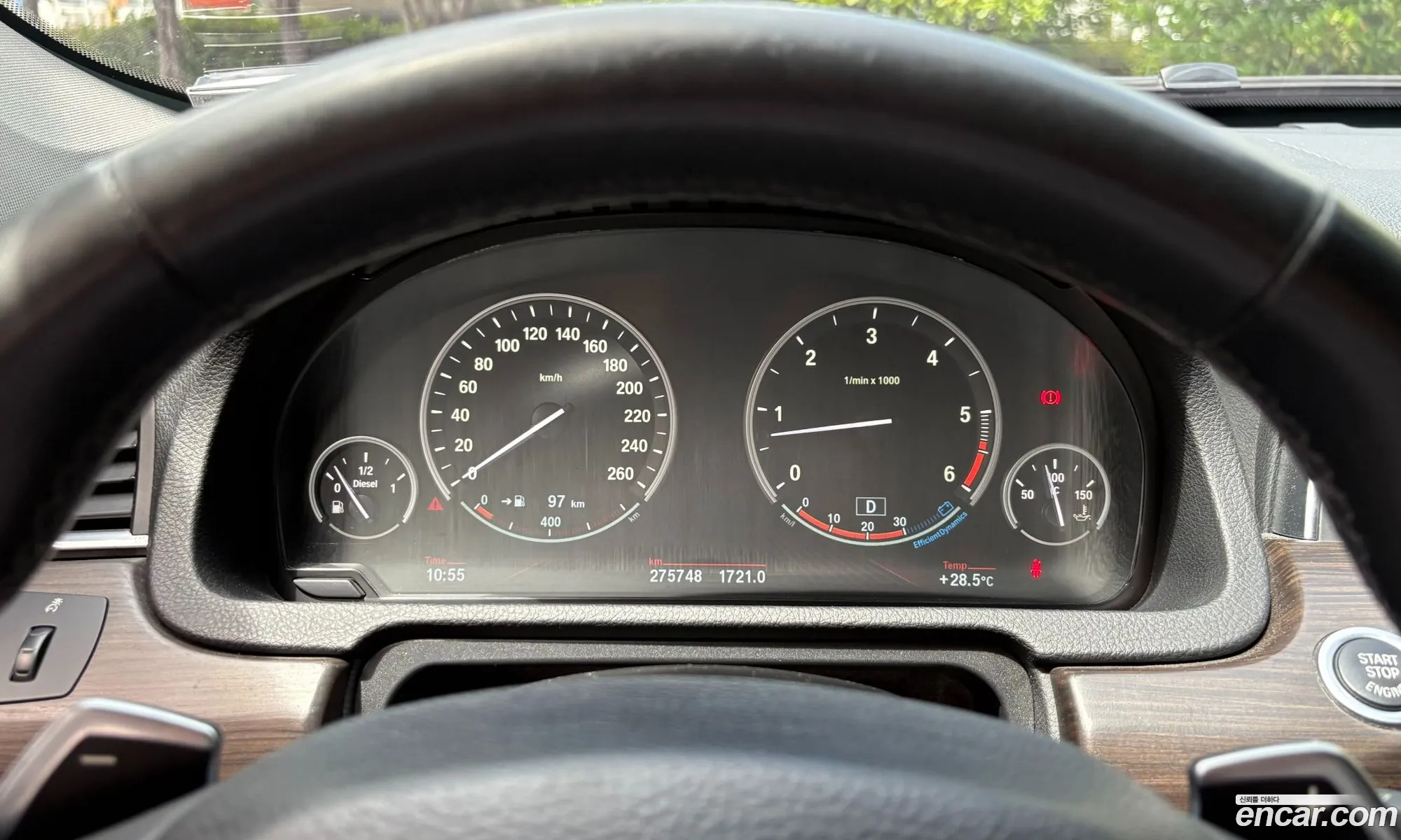 BMW 5 Series GT 2012 — 17