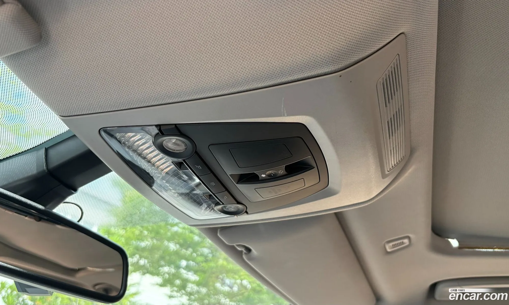 BMW 5 Series GT 2012 — 14