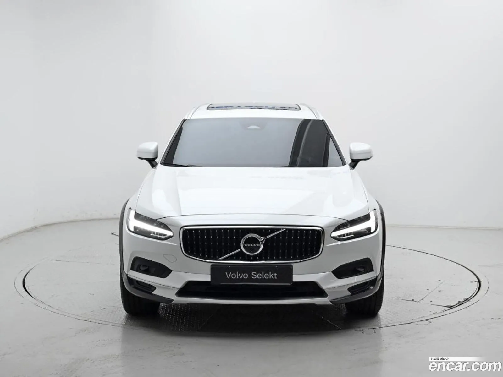 Volvo V90 Cross Country 2025 — 3