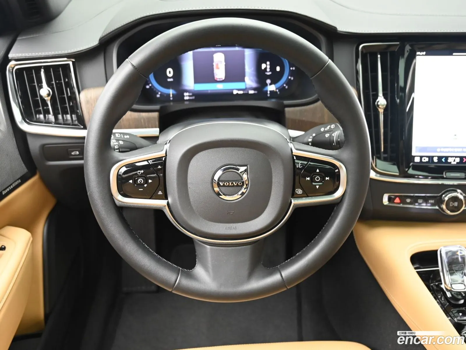 Volvo V90 Cross Country 2024 — 4