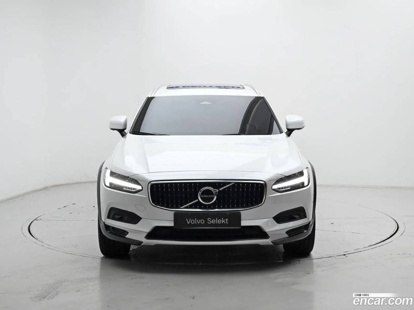 Volvo V90 Cross Country 2024 — 11