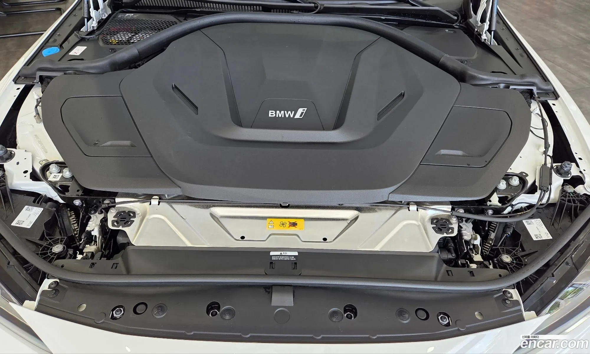 BMW i4 2025 — 7
