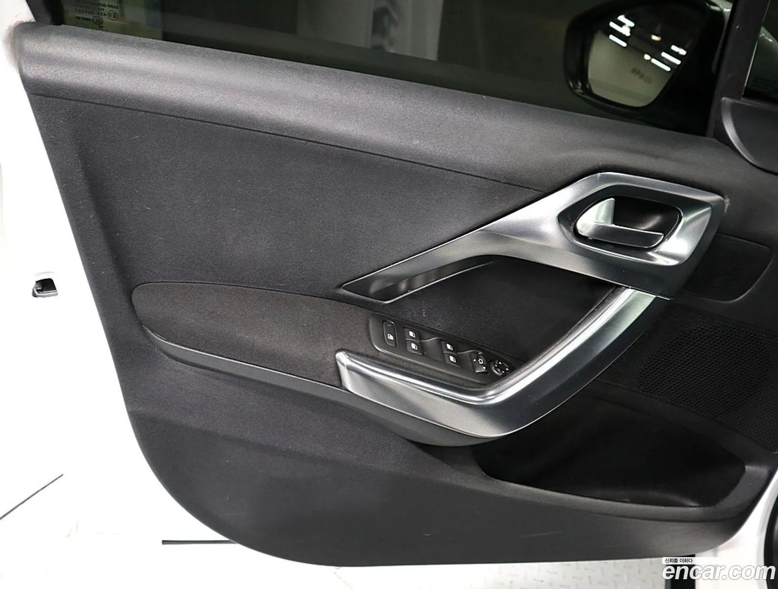 Peugeot 2008 2019 — 13