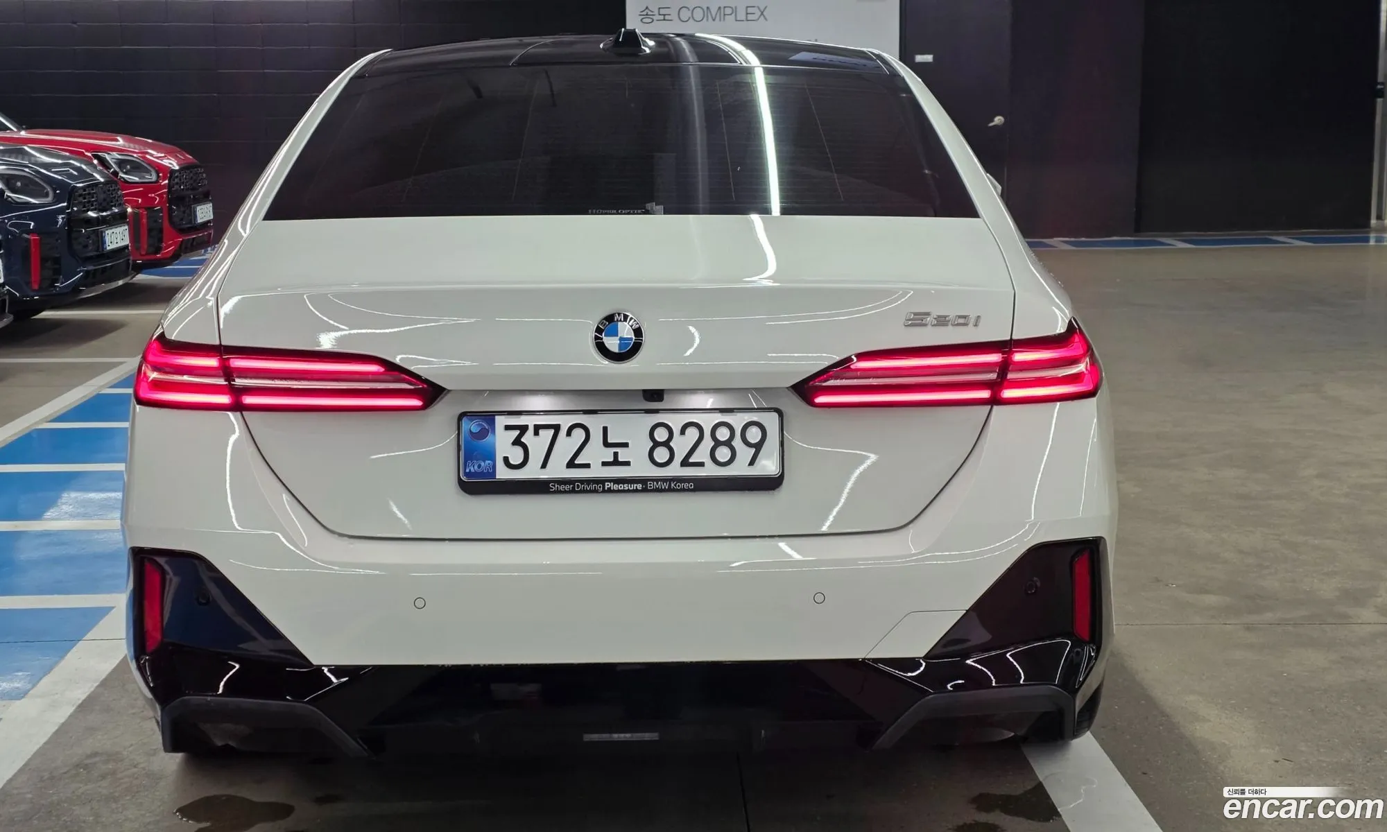 BMW 5 Series 2025 — 12