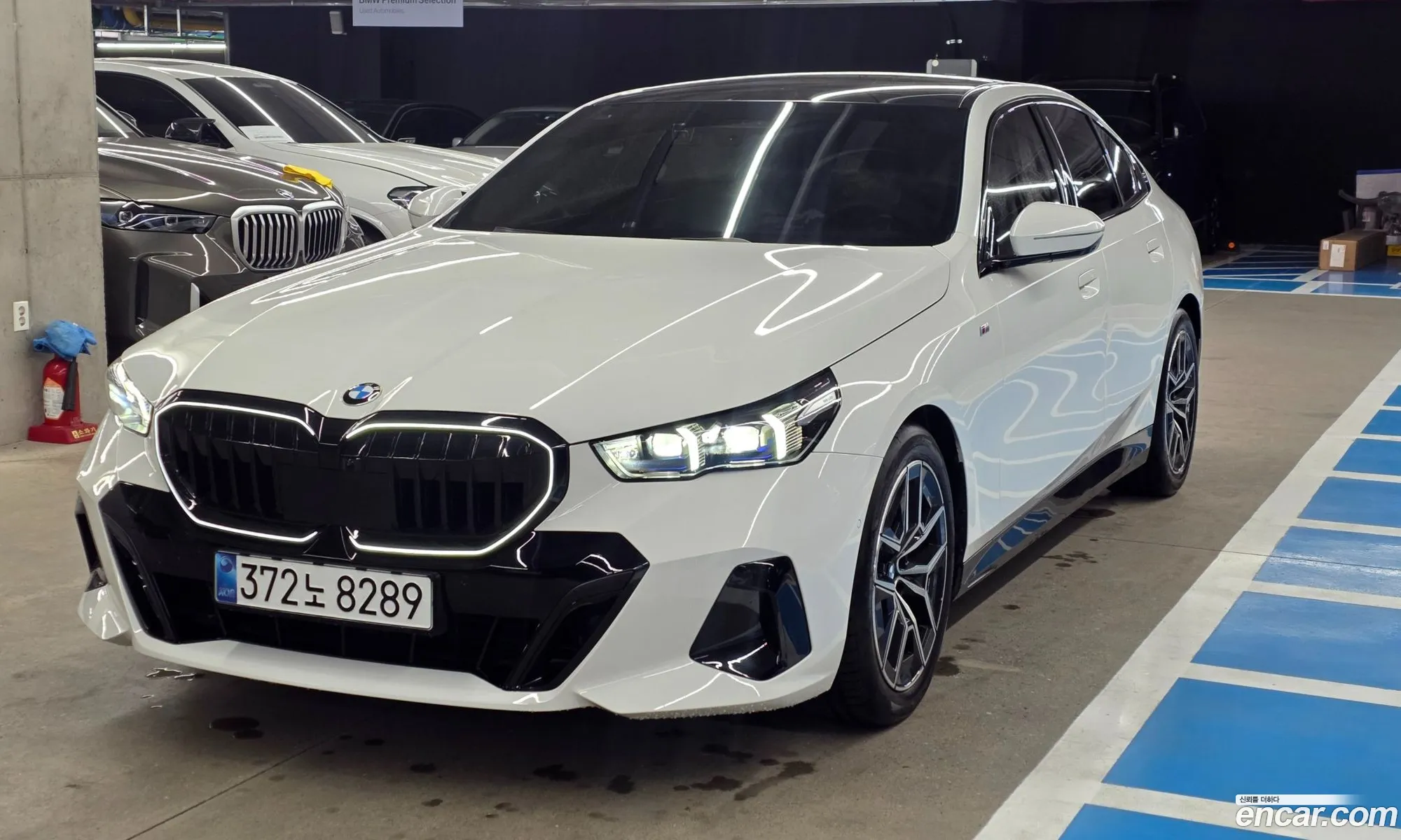 BMW 5 Series 2025 — 16
