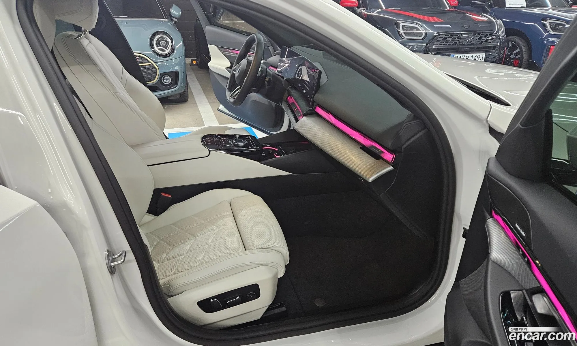 BMW 5 Series 2025 — 19