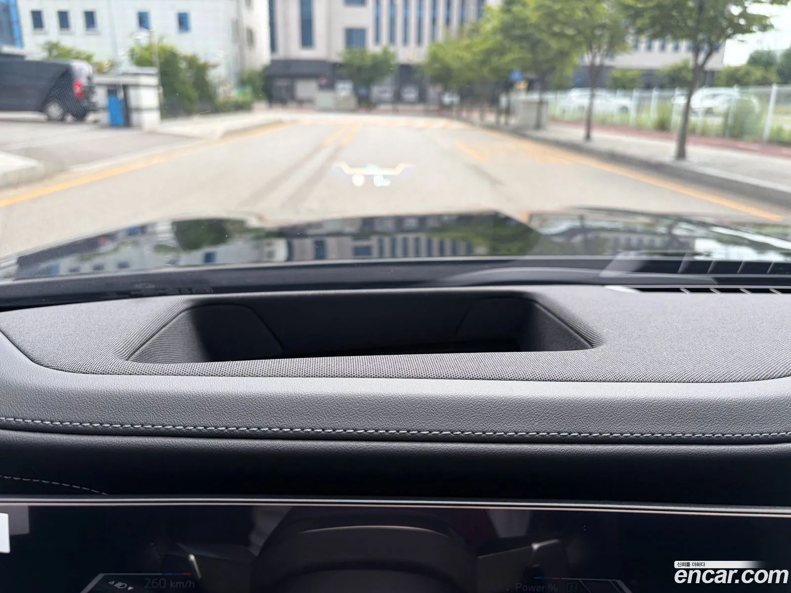 BMW 7 Series 2026 — 13