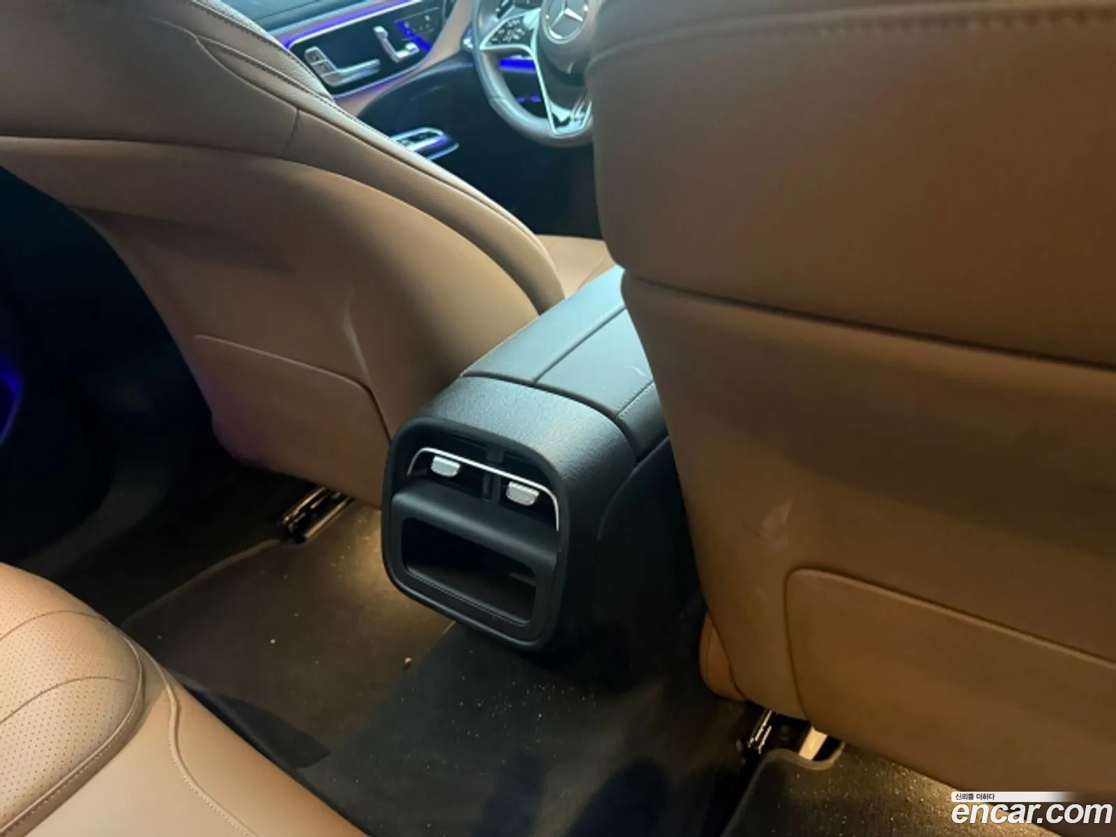 Mercedes-Benz E-Class W214 2025 — 4