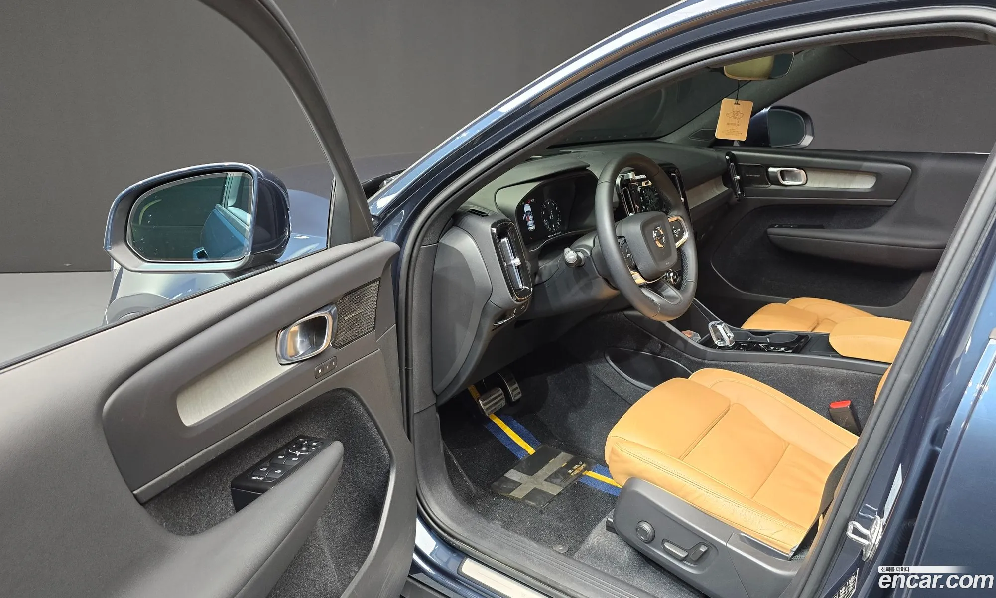 Volvo XC40 2021 YV1XZK92CN2646097 — 14