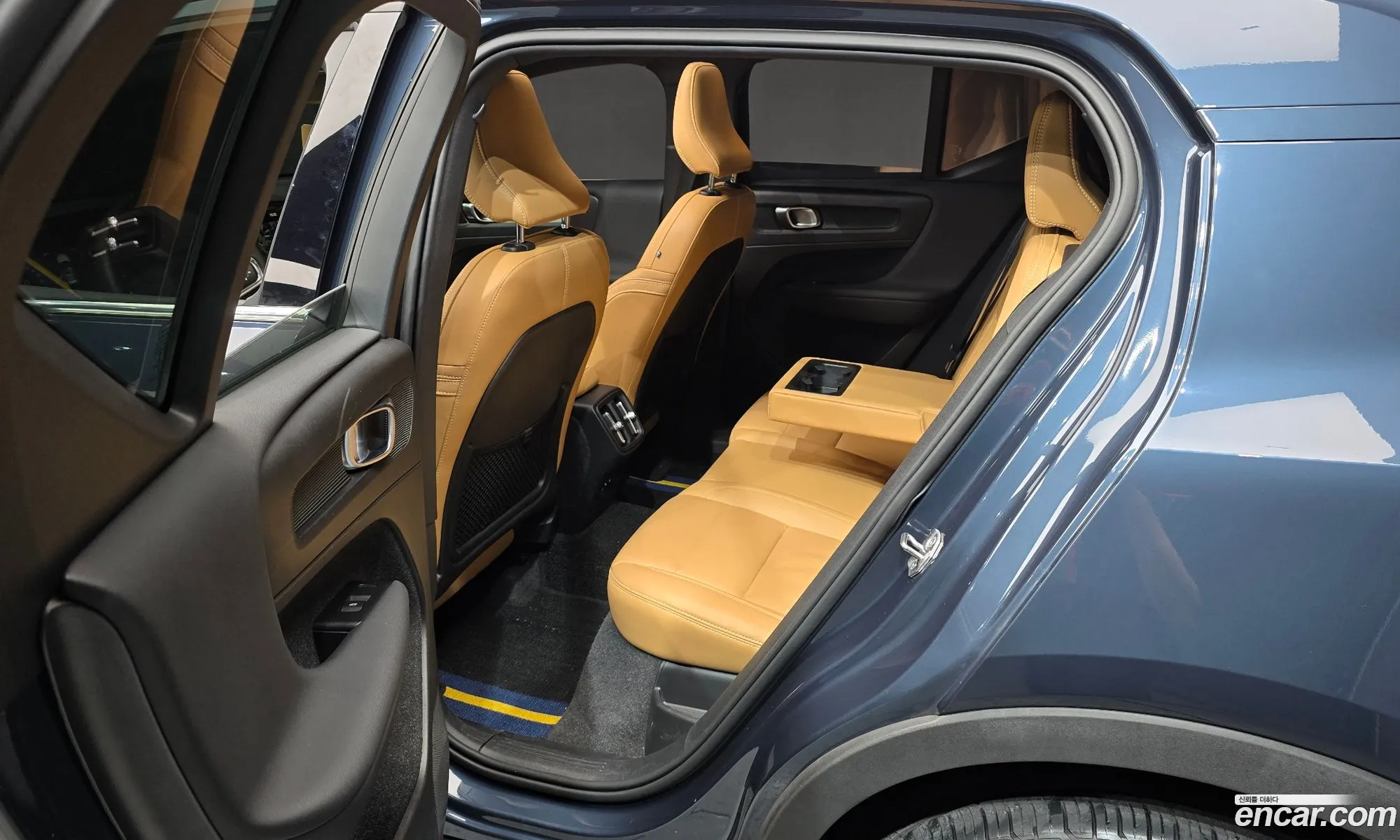 Volvo XC40 2021 YV1XZK92CN2646097 — 6