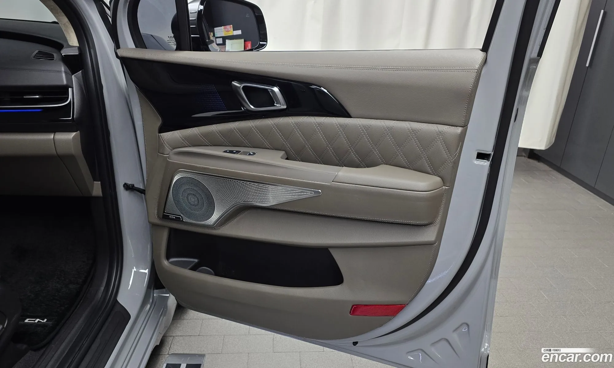 Kia Carnival 2024 — 11