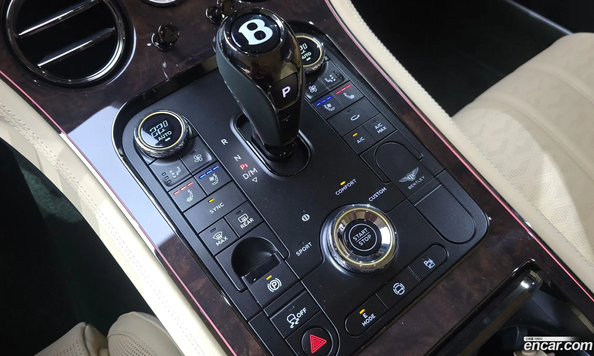 Bentley Continental GT 2025 SCBCR13S0SC020646 — 3