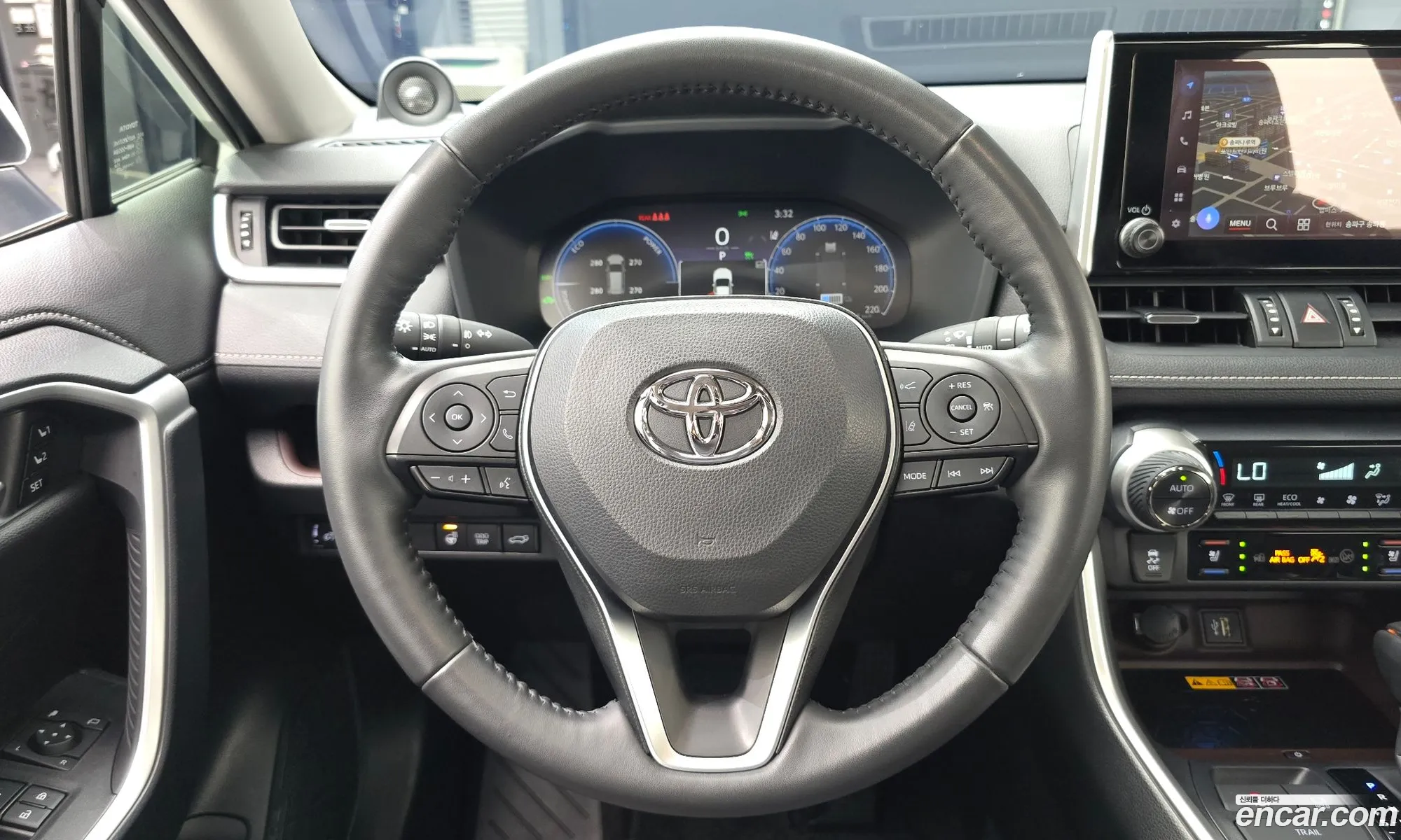 Toyota RAV4 2024 — 3