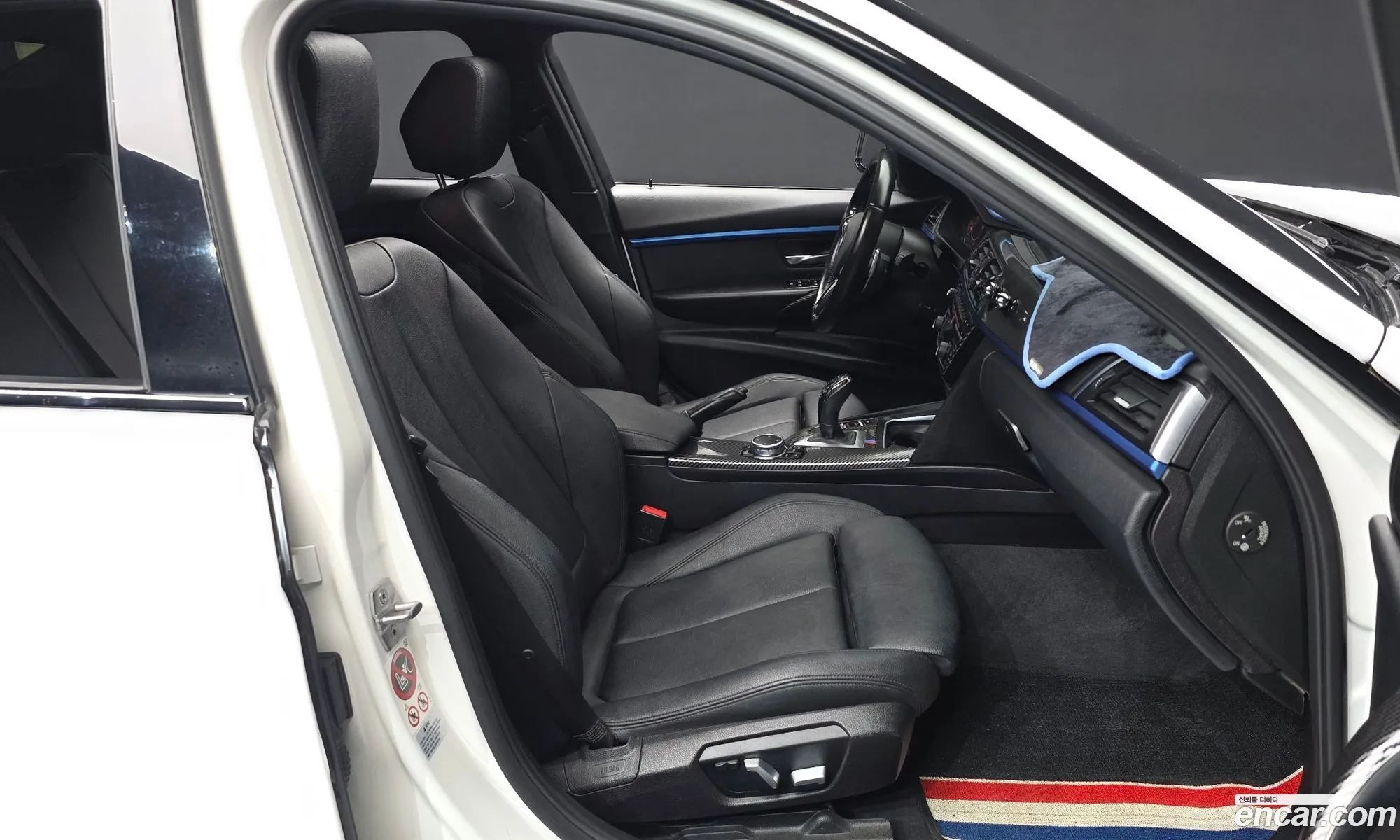 BMW 3 Series 2016 WBA8C5103GK642259 — 3