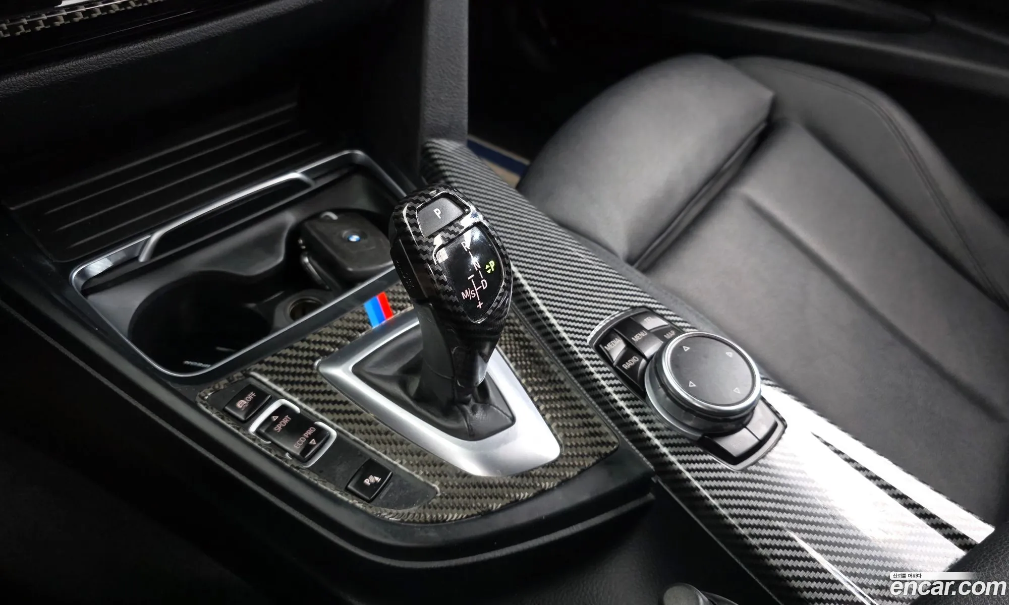 BMW 3 Series 2016 WBA8C5103GK642259 — 2
