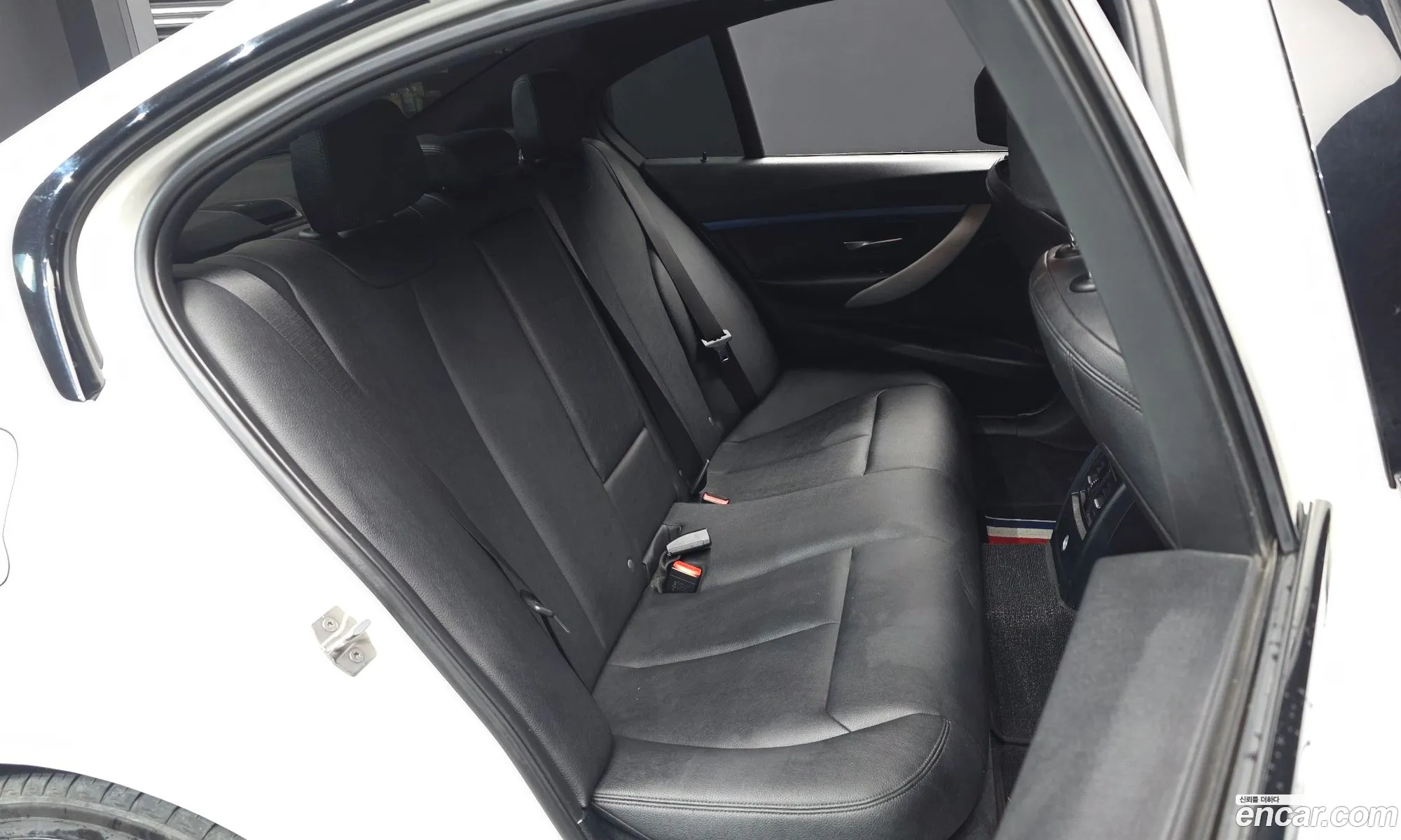 BMW 3 Series 2016 WBA8C5103GK642259 — 10