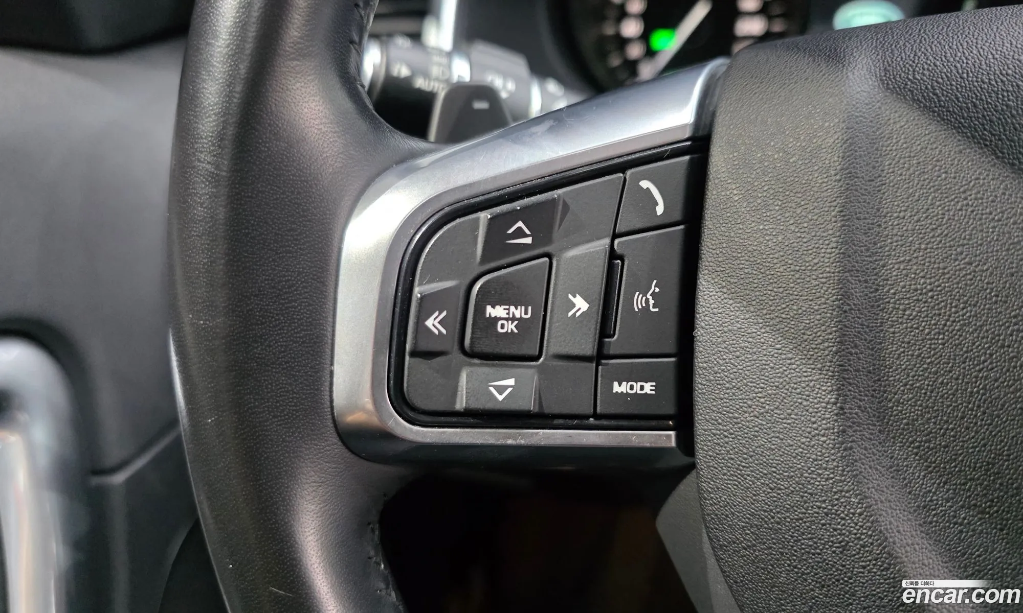 Land Rover Discovery Sport 2018 — 18