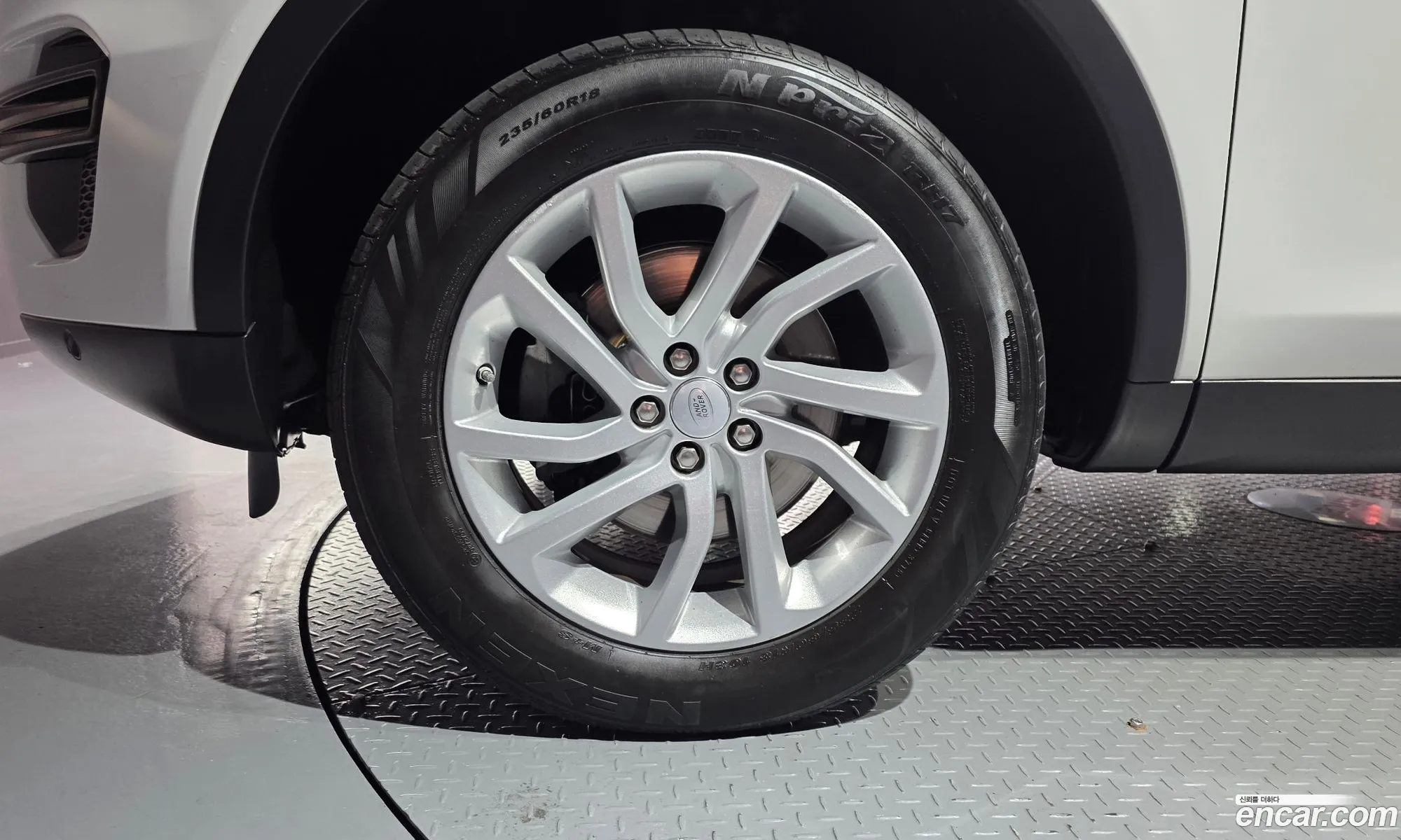Land Rover Discovery Sport 2018 — 19