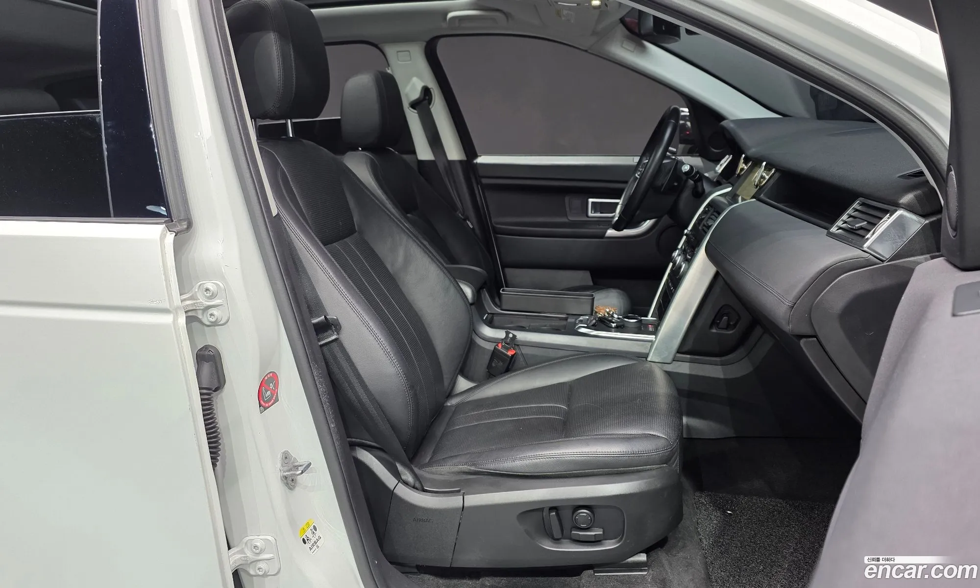 Land Rover Discovery Sport 2018 — 23