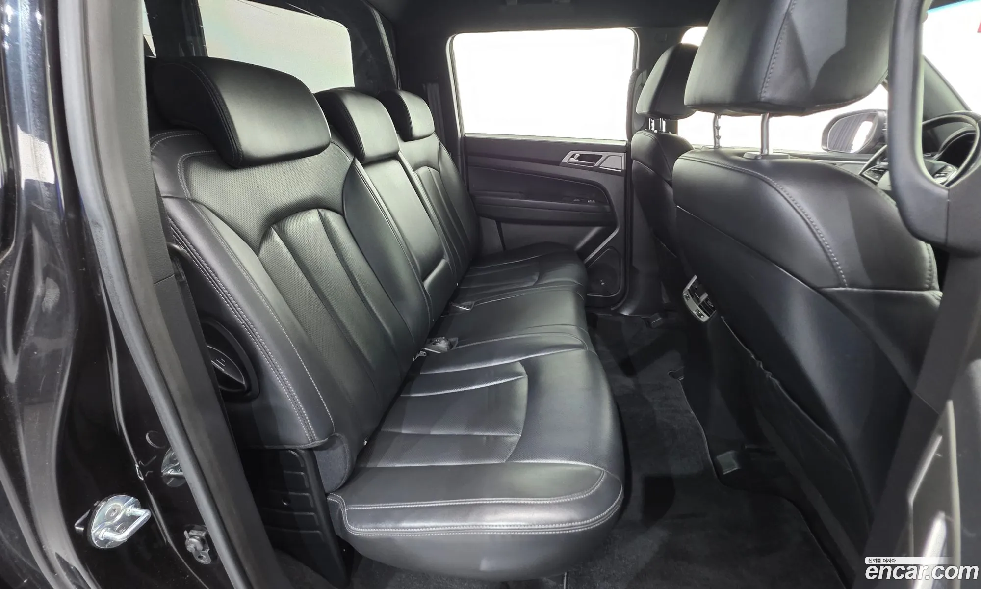 KG Mobility (SsangYong) Rexton Sports Khan 2019 — 21