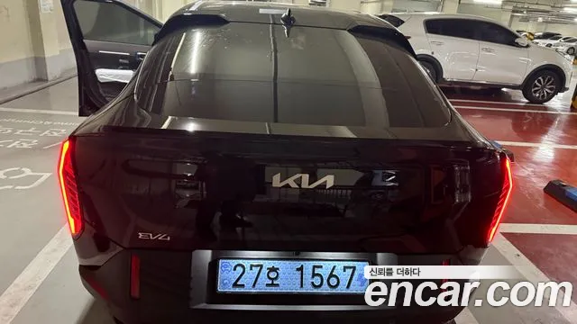 Kia EV4 2026 — 3