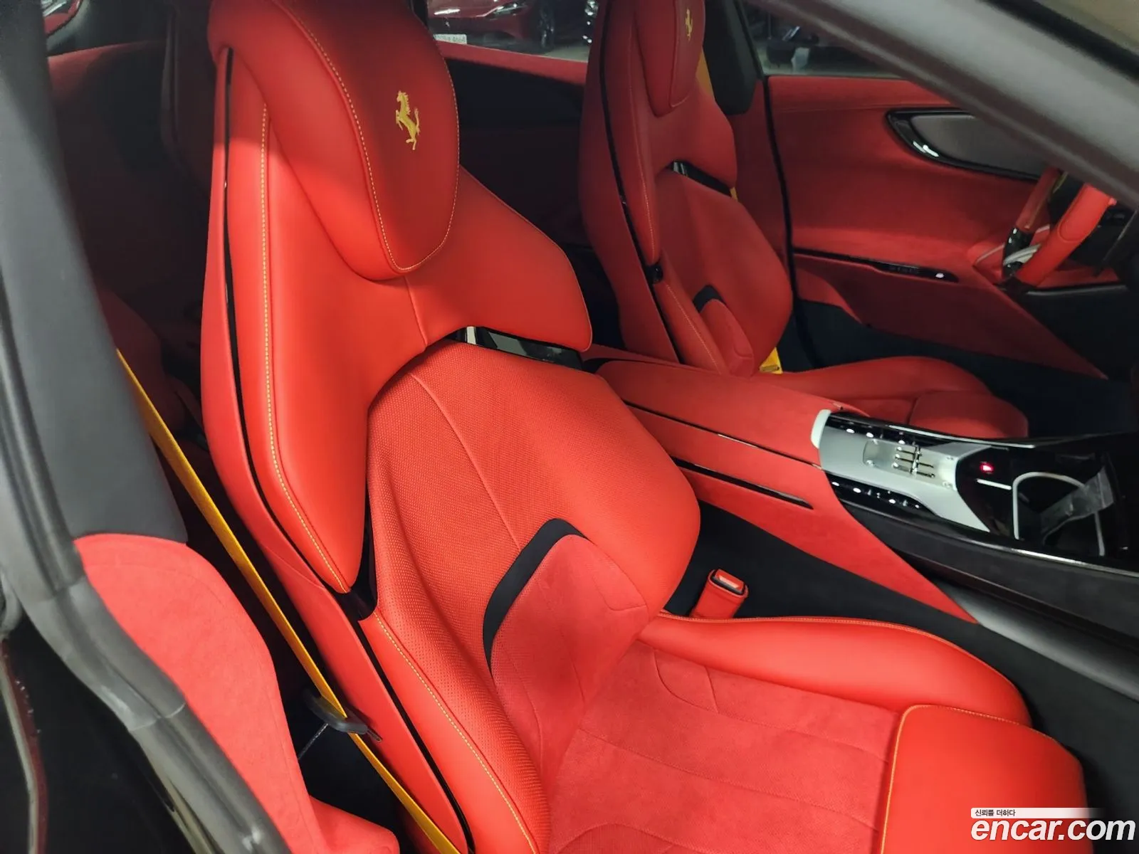 Ferrari Purosangue 2024 — 13