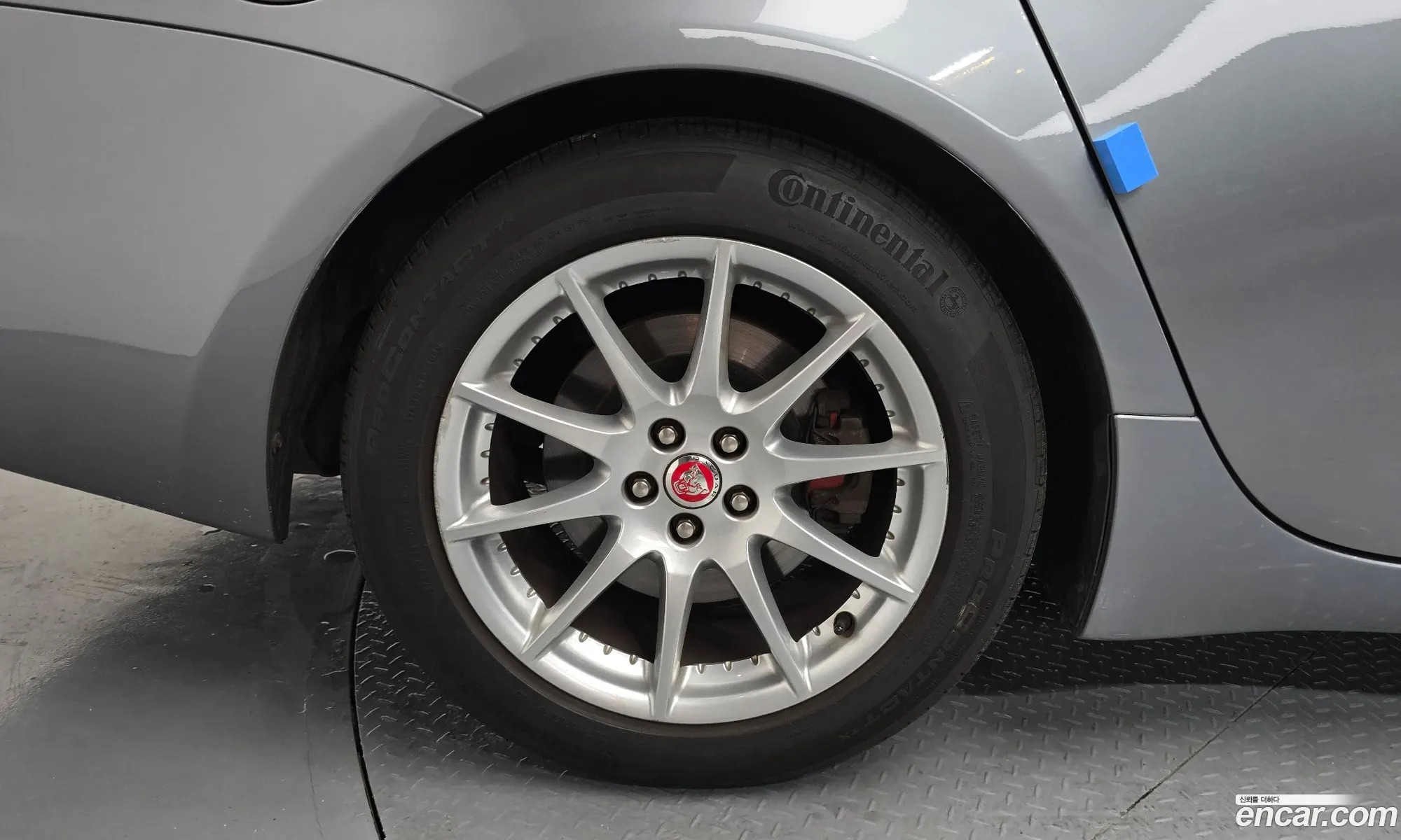 Jaguar XJ 2014 SAJAA10S2EPV60630 — 20