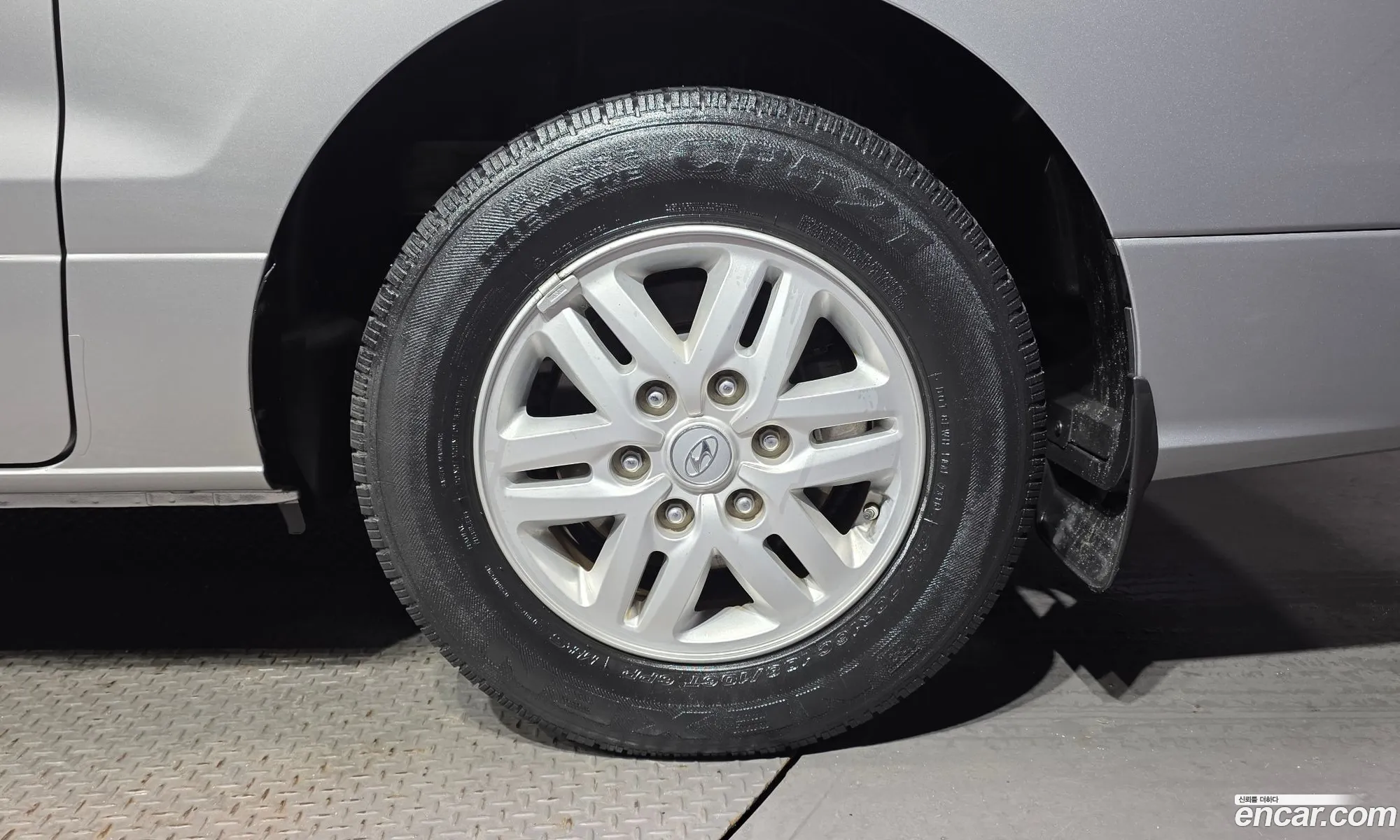 Hyundai Grand Starex 2016 — 25