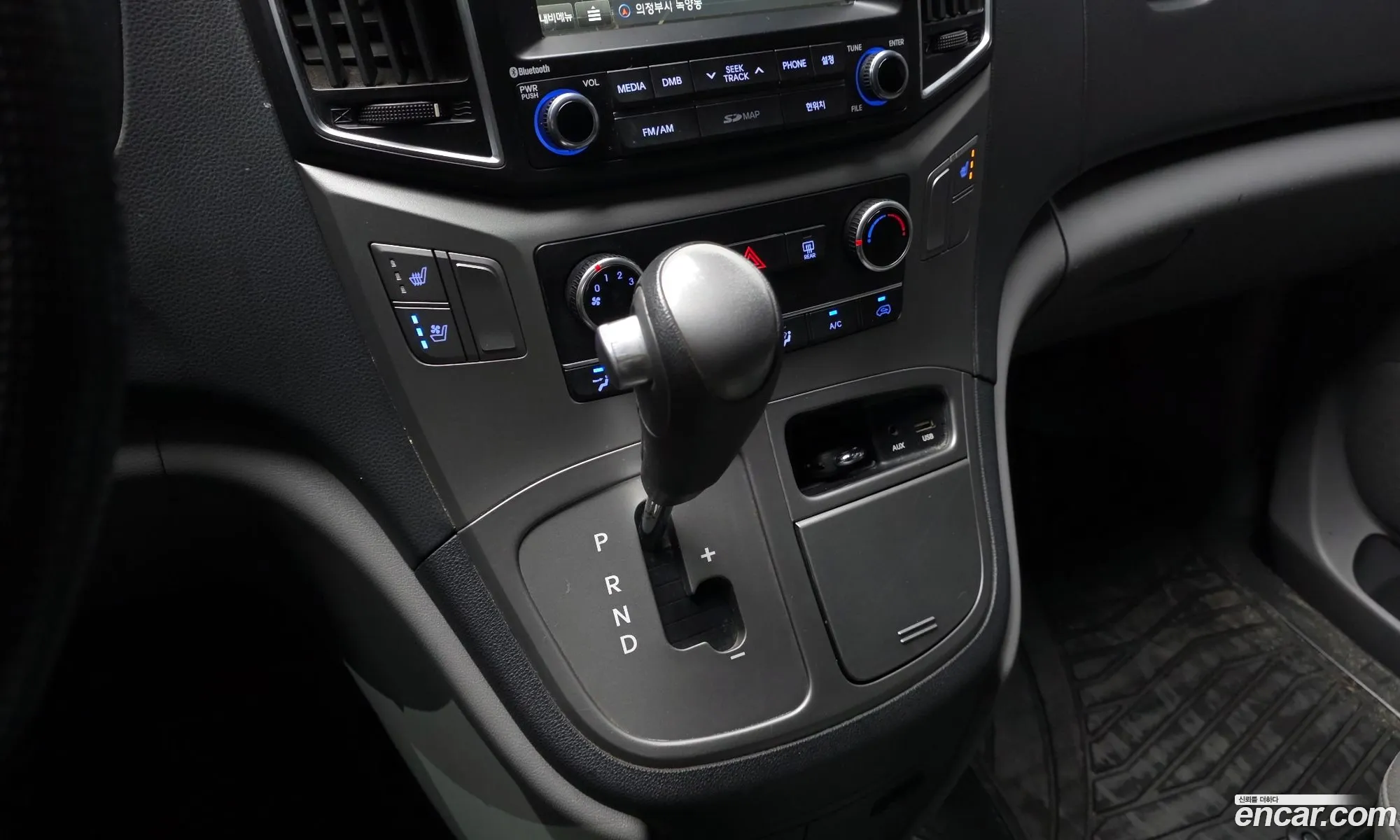 Hyundai Grand Starex 2016 — 10