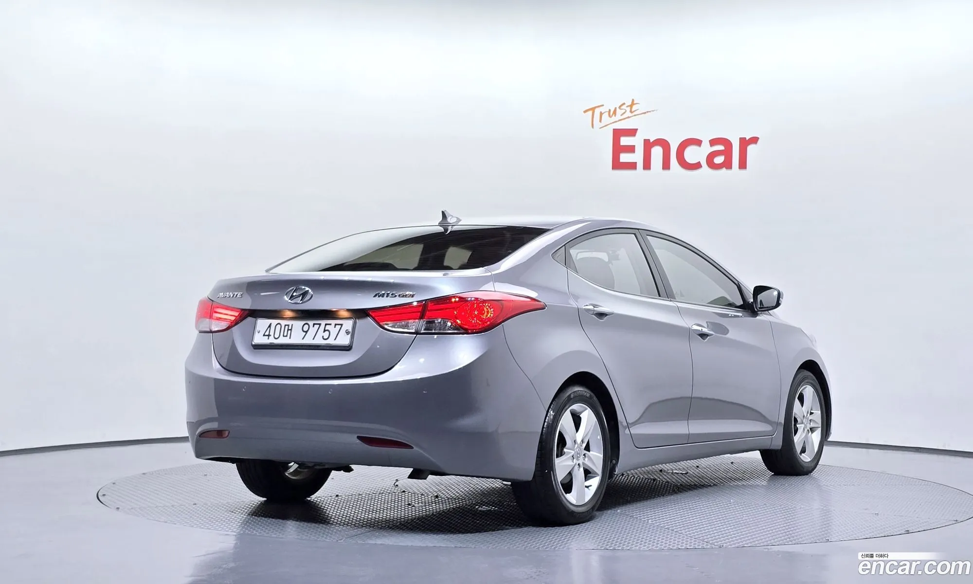 Hyundai Elantra MD 2012 — 23