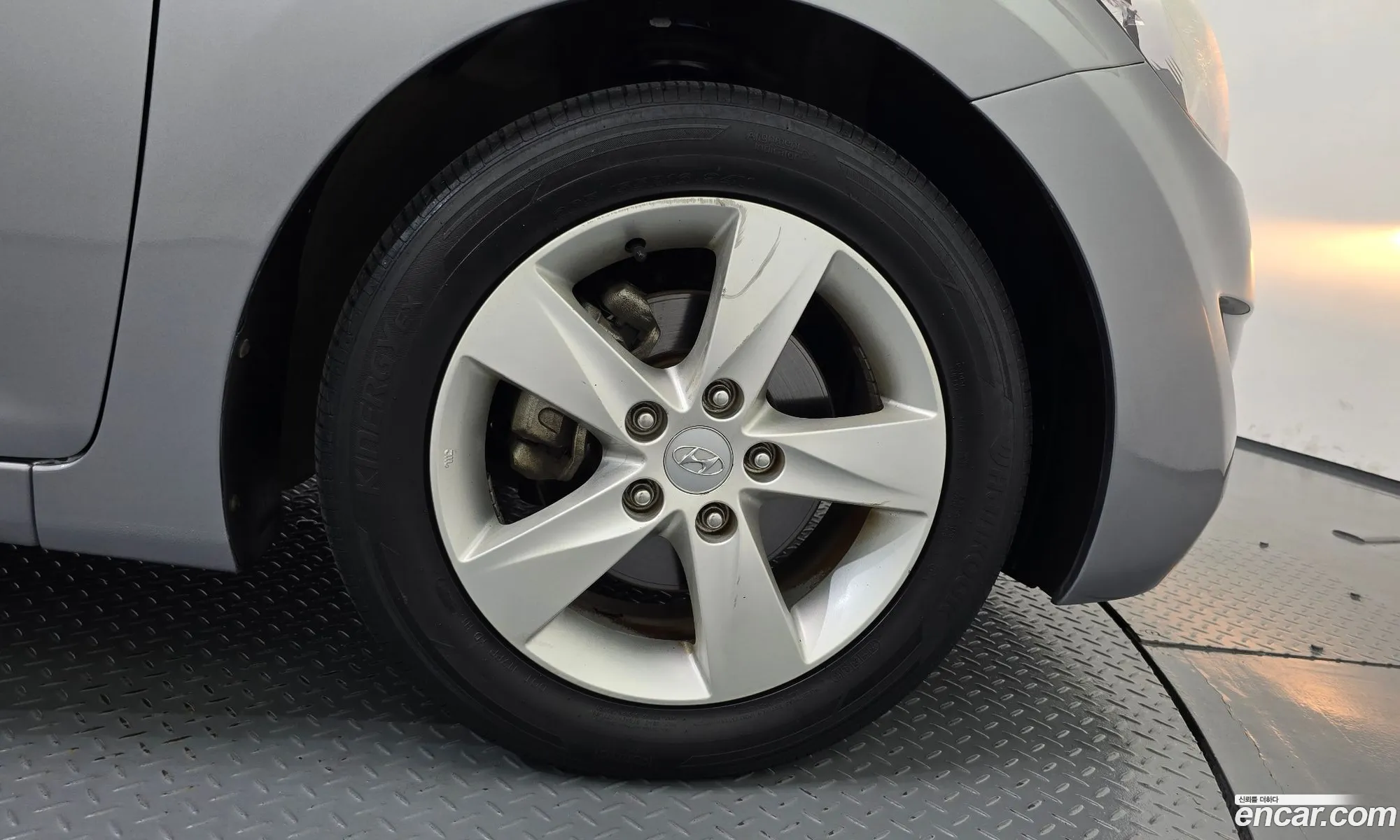 Hyundai Elantra MD 2012 — 17