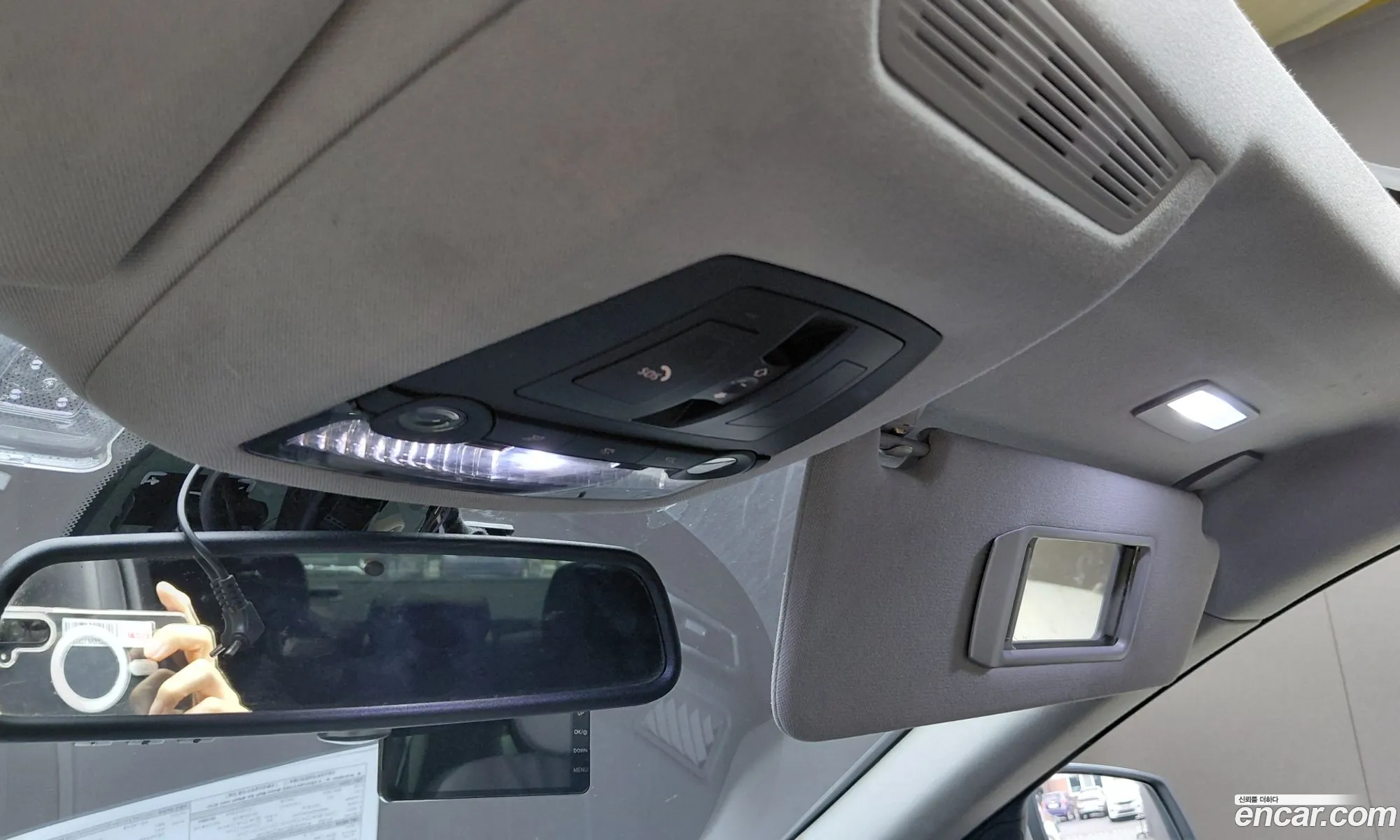 BMW 7 Series 2012 WBAKM4106CDX21453 — 30