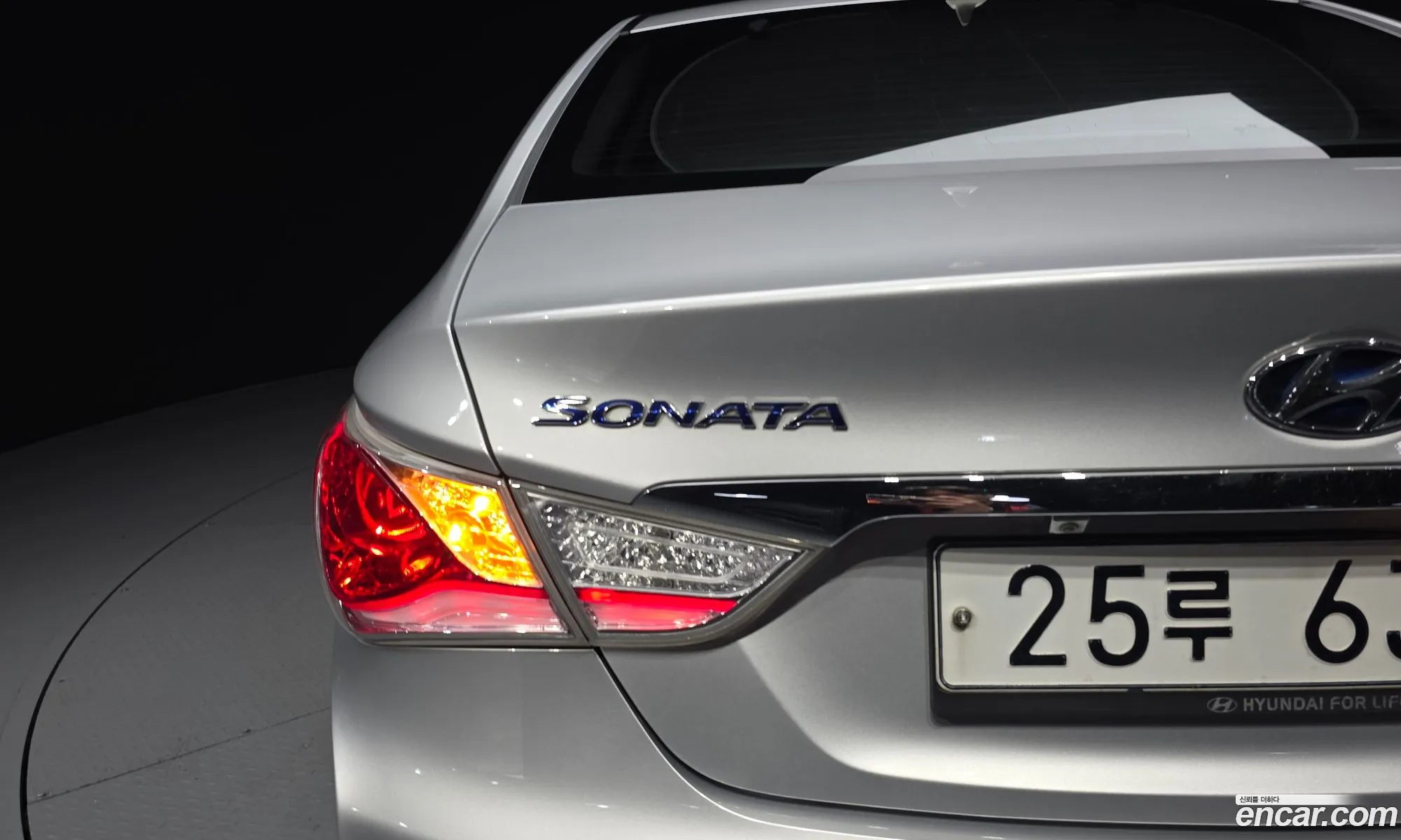 Hyundai Sonata Hybrid 2013 — 8