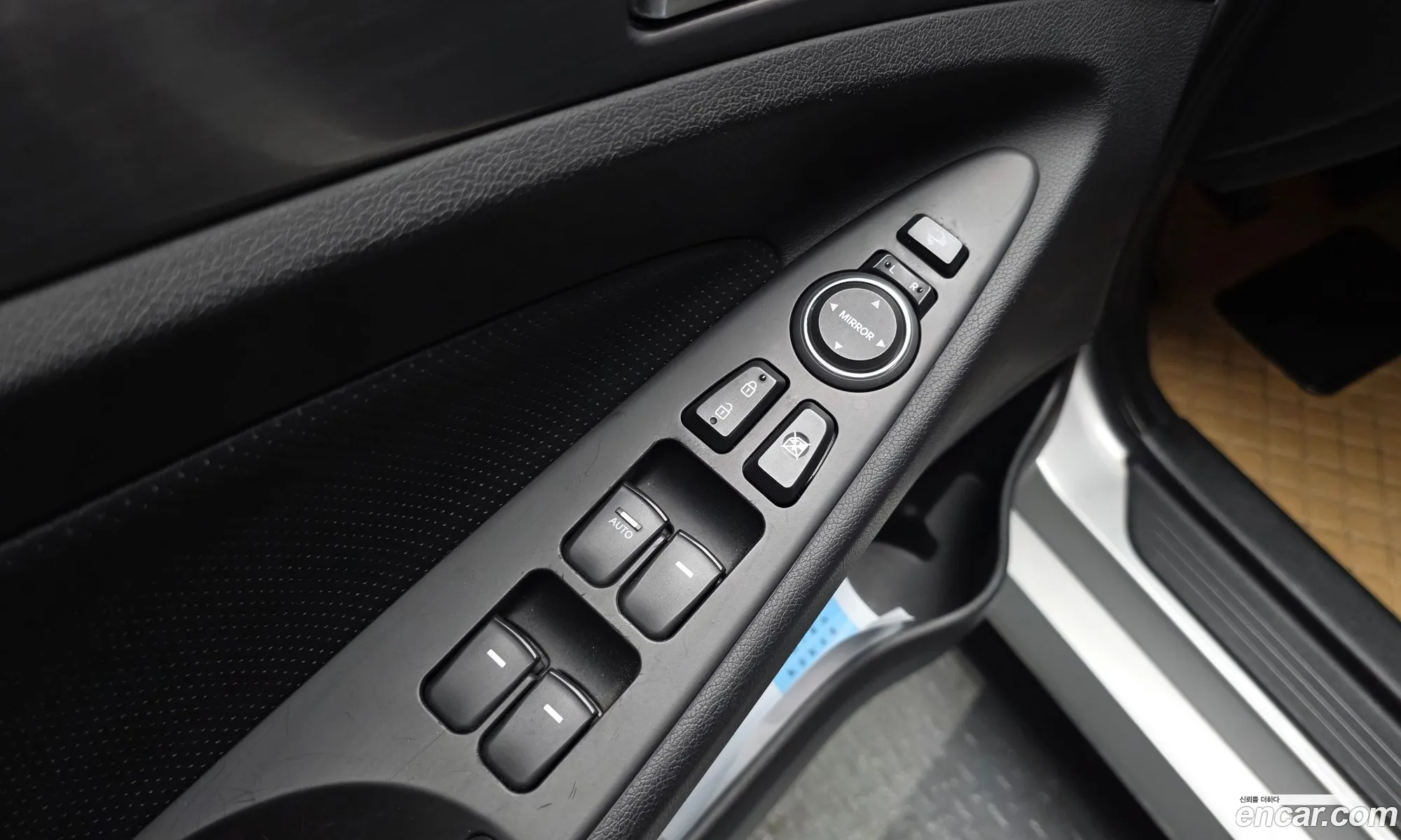 Hyundai Sonata Hybrid 2013 — 2