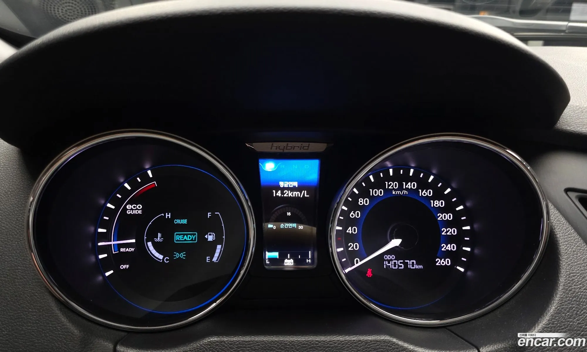 Hyundai Sonata Hybrid 2013 — 10