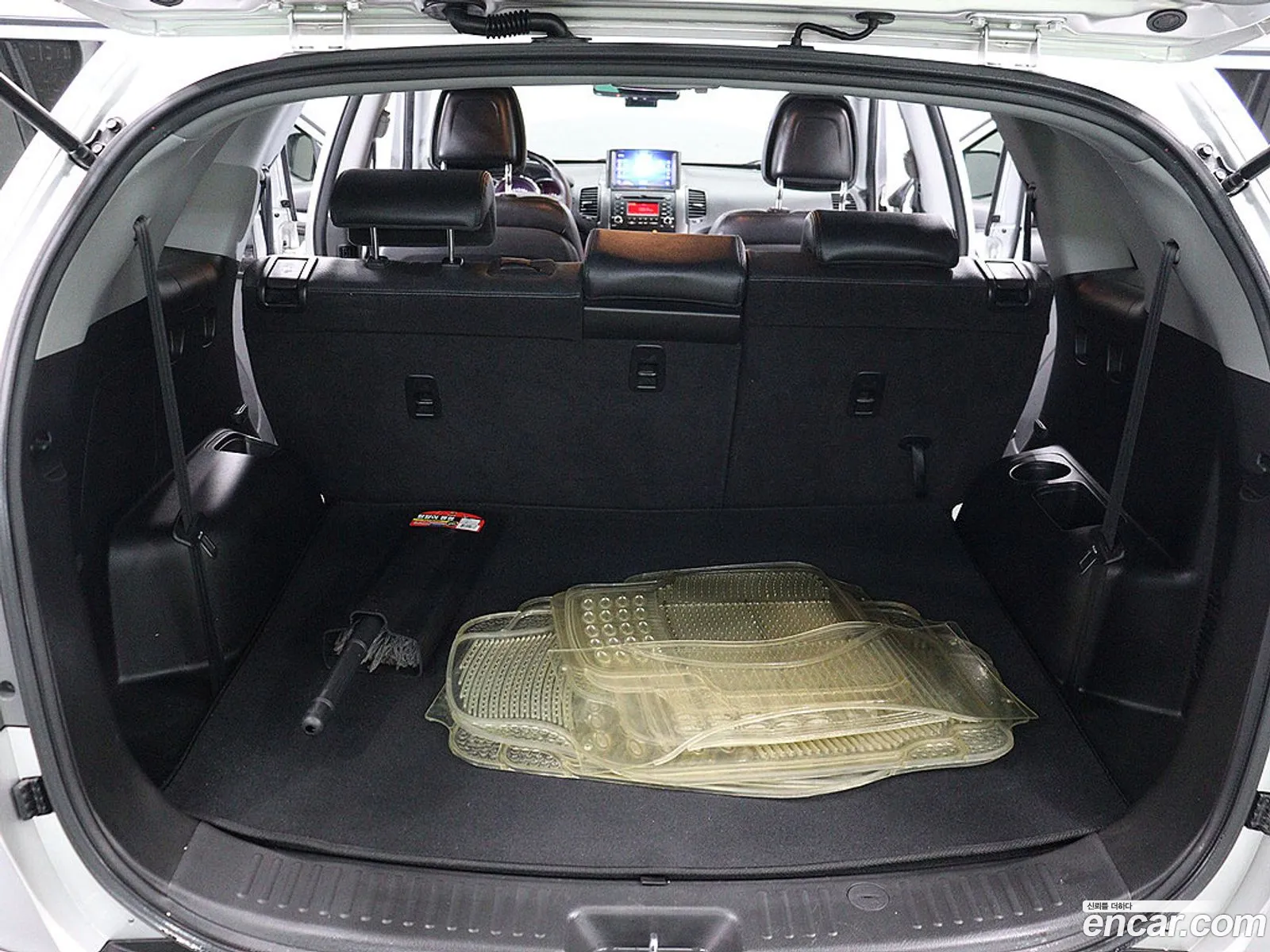 Kia Sorento R 2012 — 14