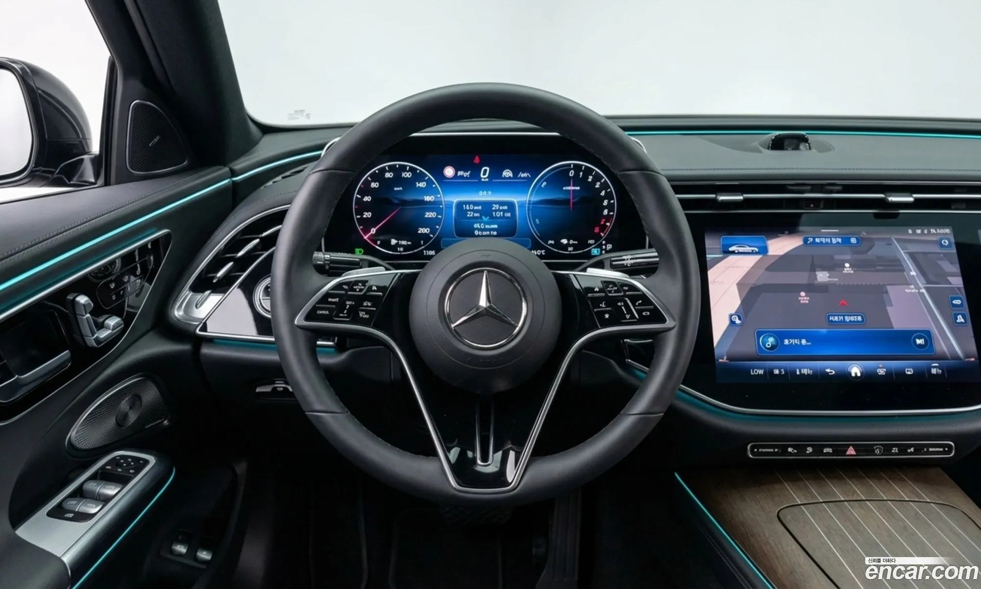 Mercedes-Benz E-Class W214 2025 — 7