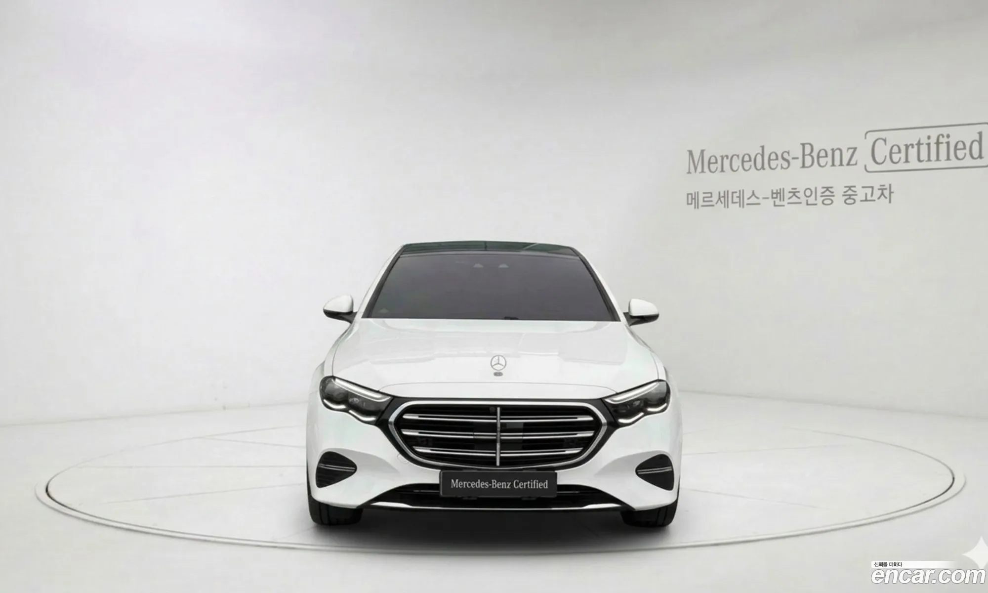 Mercedes-Benz E-Class W214 2025 — 3
