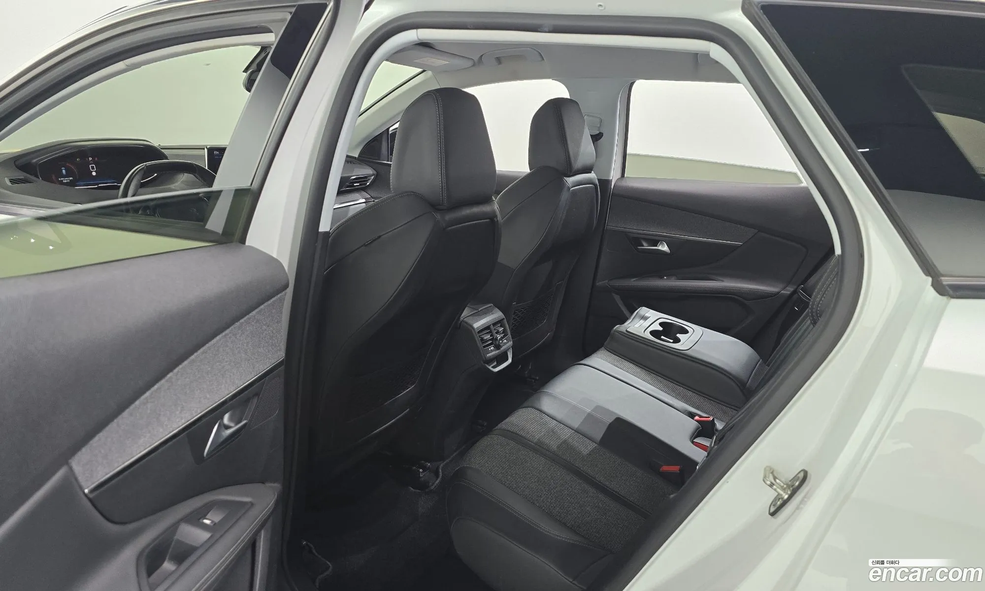 Peugeot 3008 2021 — 22