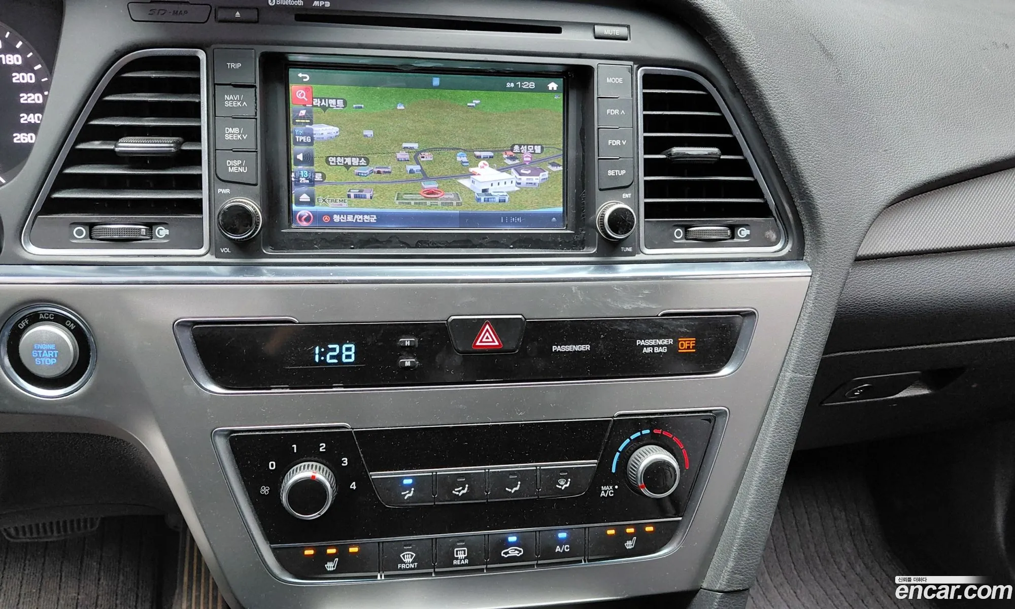 Hyundai LF Sonata 2016 — 20