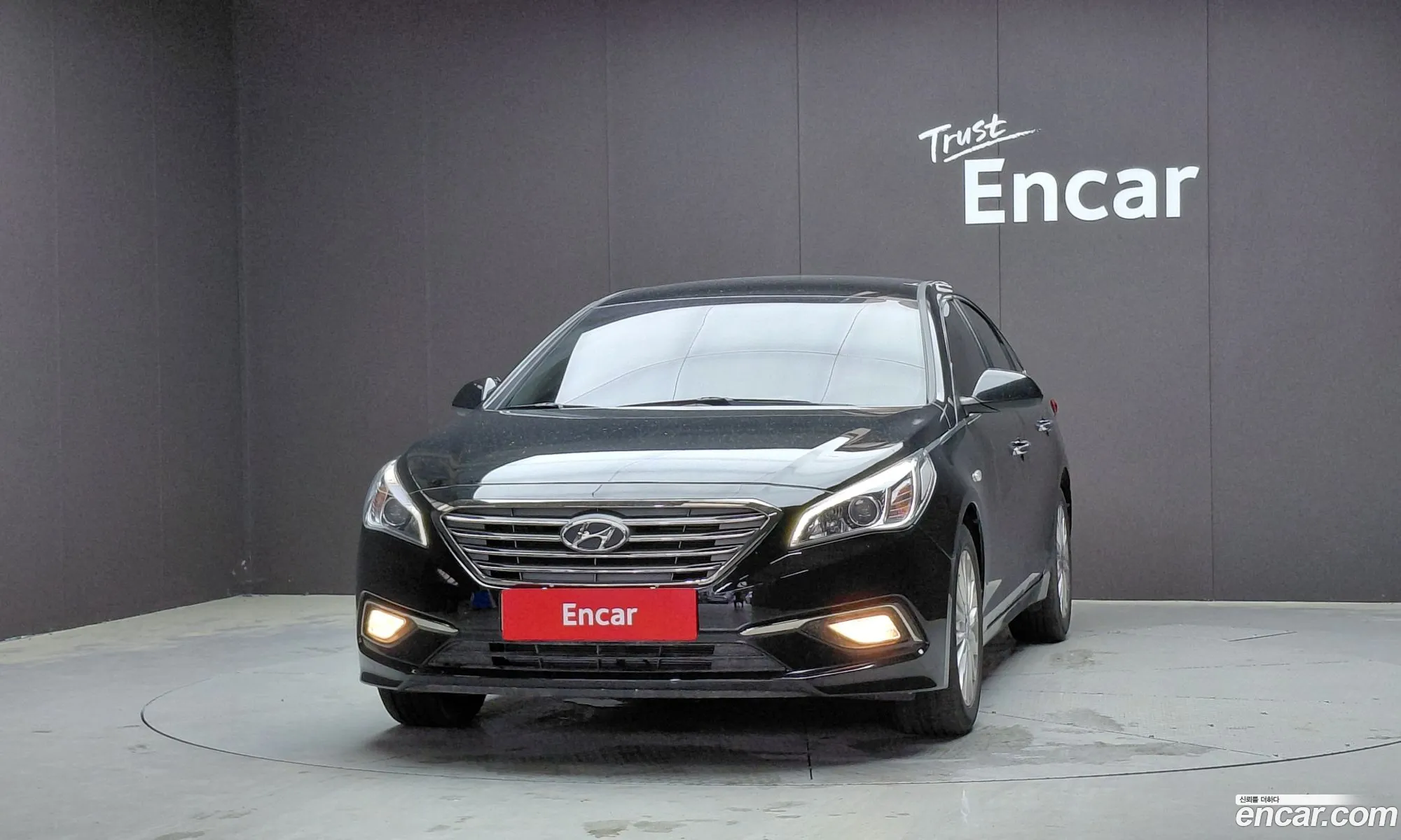 Hyundai LF Sonata 2016 — 17