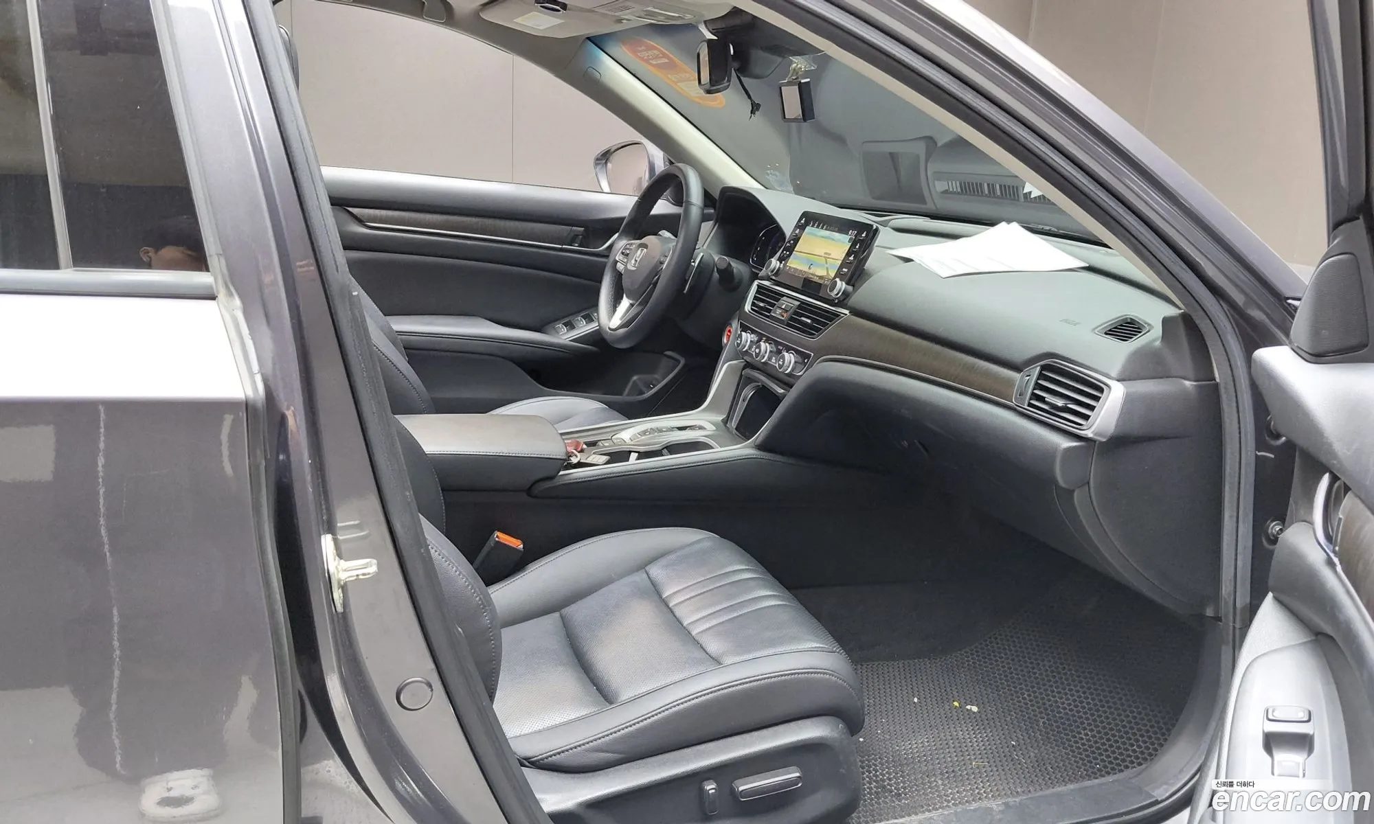 Honda Accord 10th Gen 2019 — 21