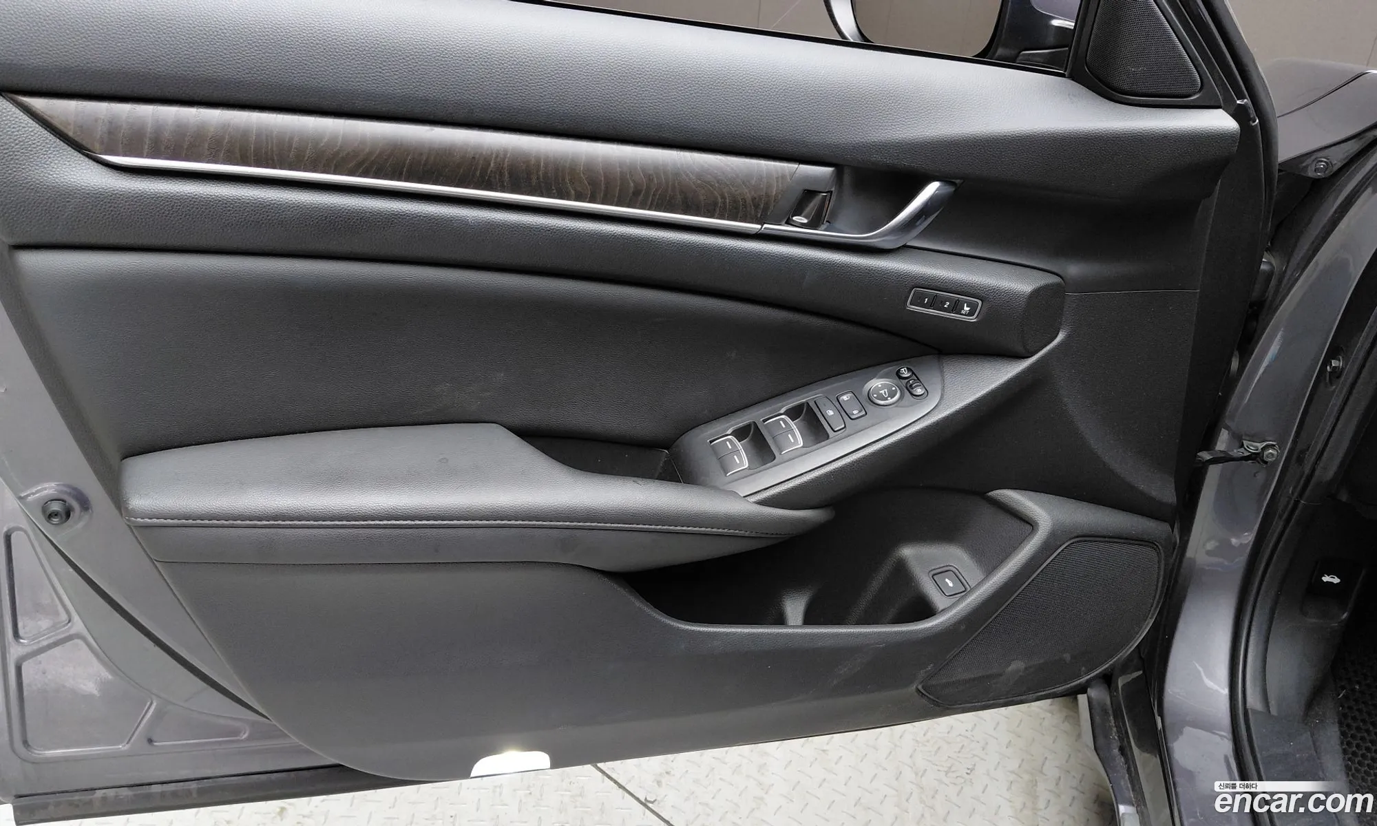 Honda Accord 10th Gen 2019 — 20
