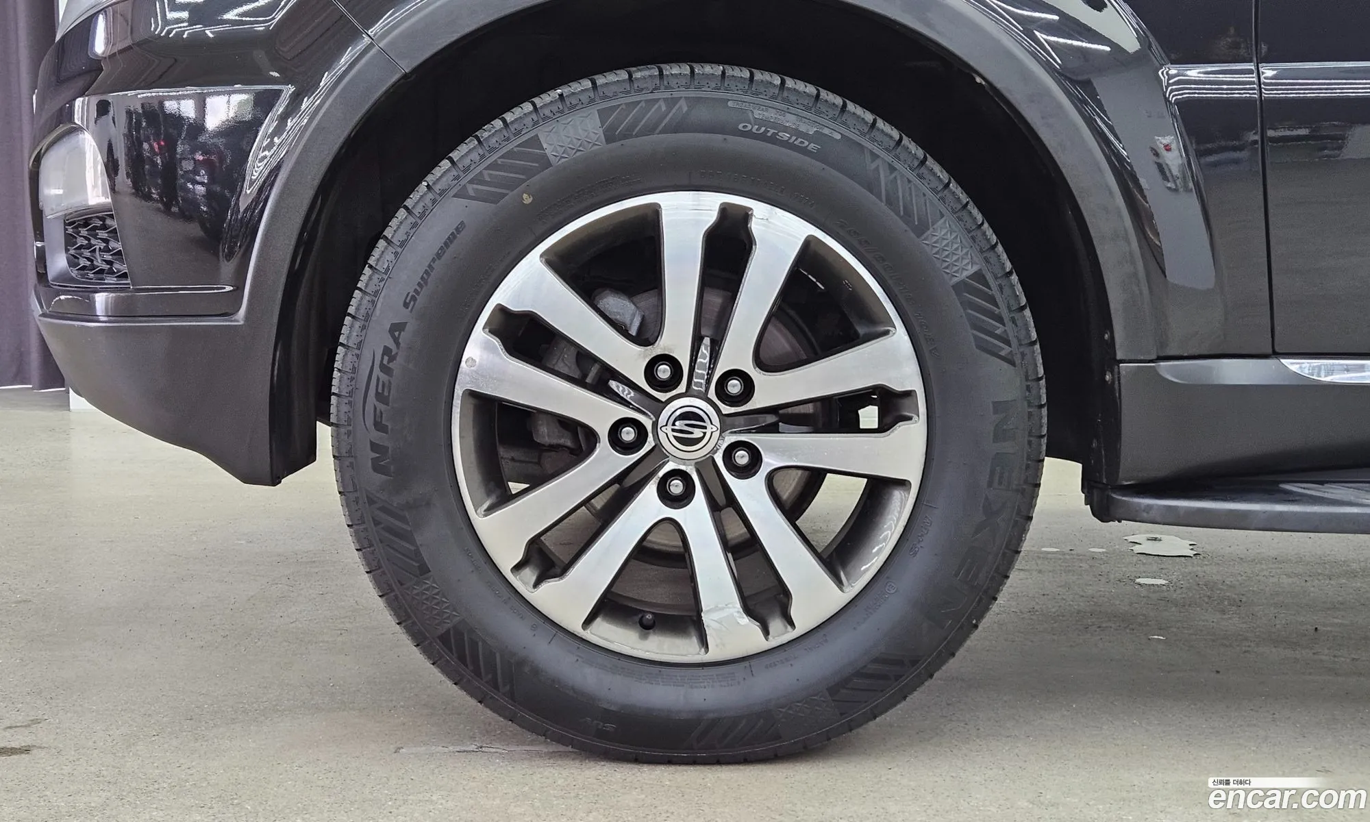 KG Mobility (SsangYong) Rexton W 2014 — 17