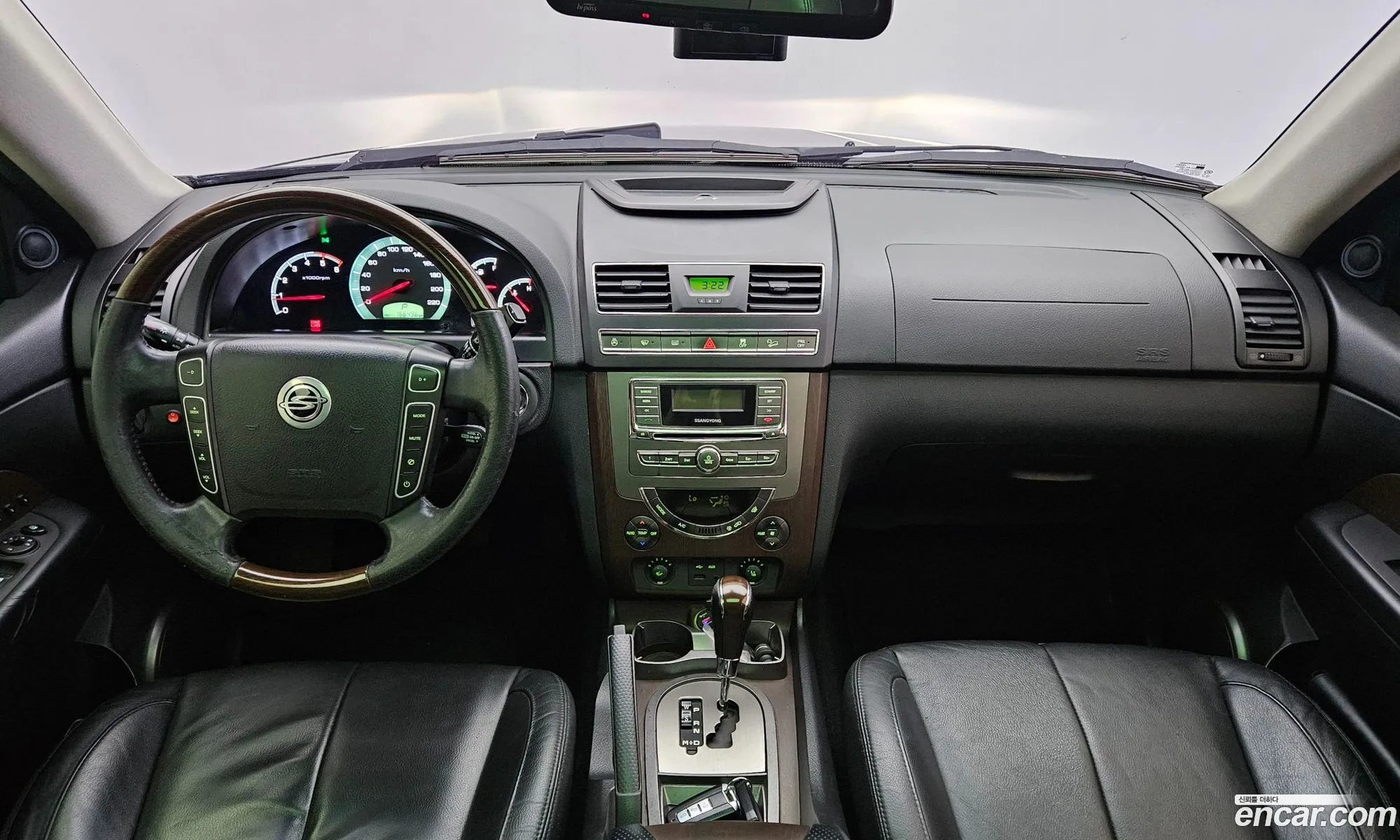 KG Mobility (SsangYong) Rexton W 2014 — 12