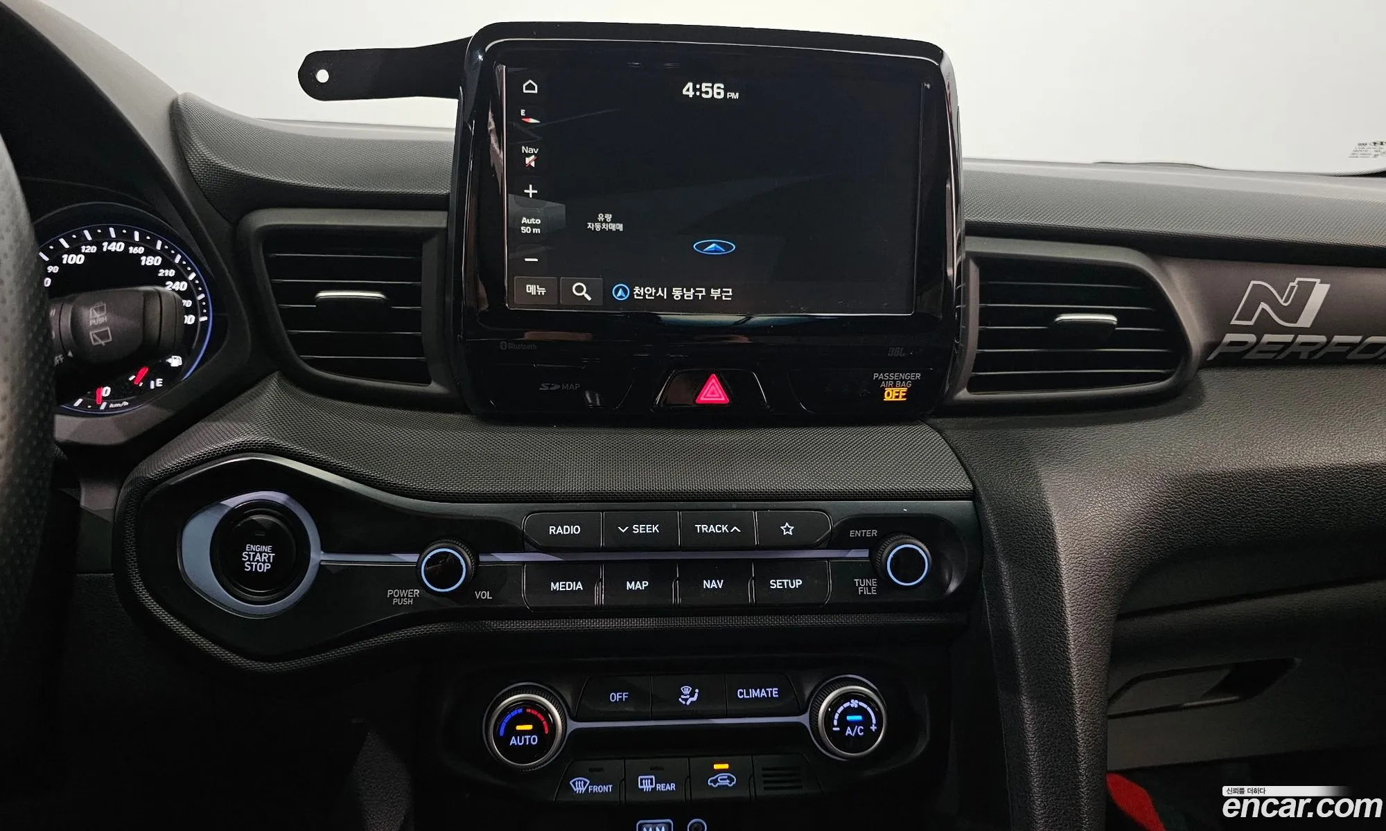 Hyundai Veloster 2019 — 25